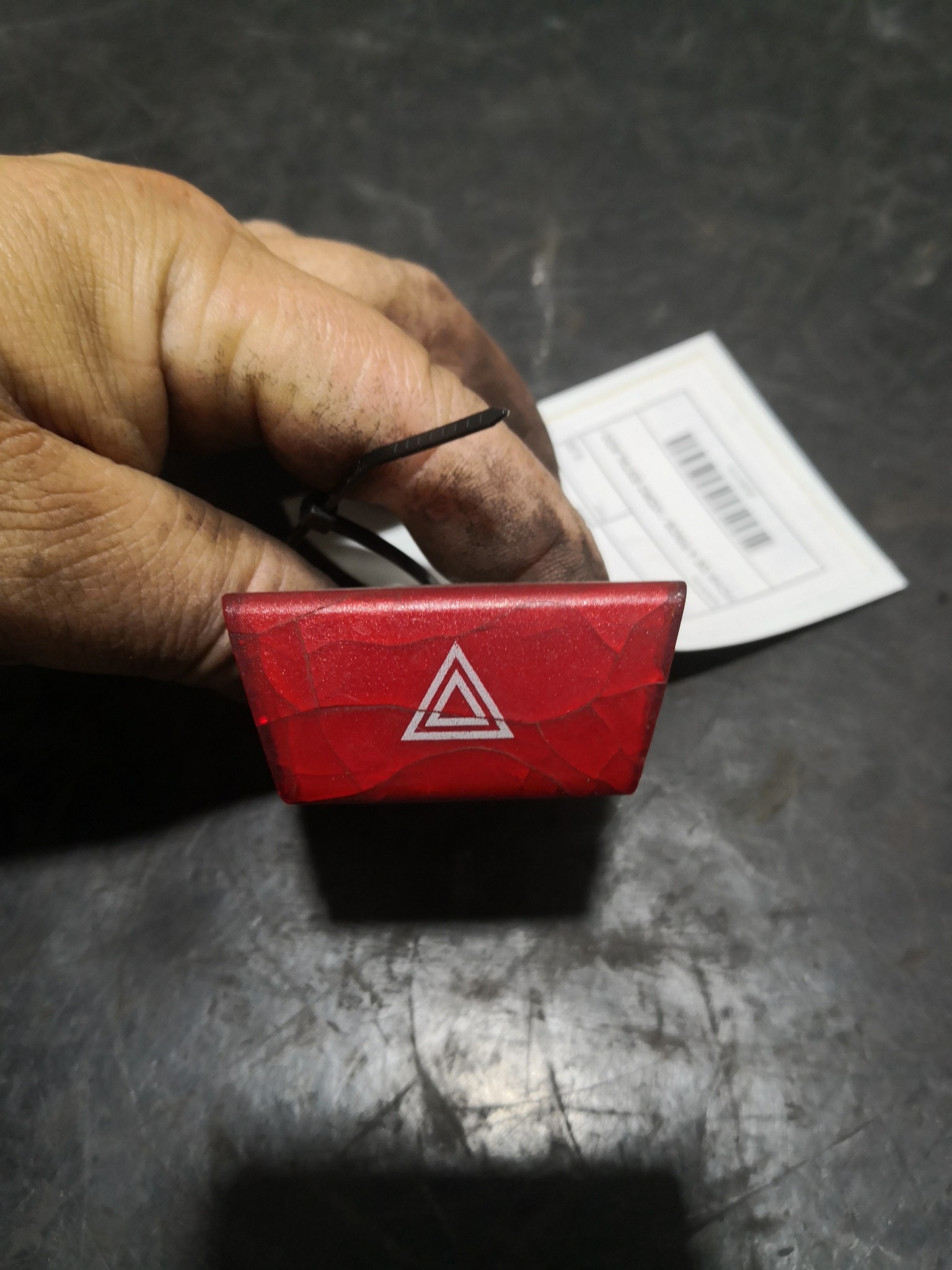 Botão 4 Piscas CITROEN - ID S_101710