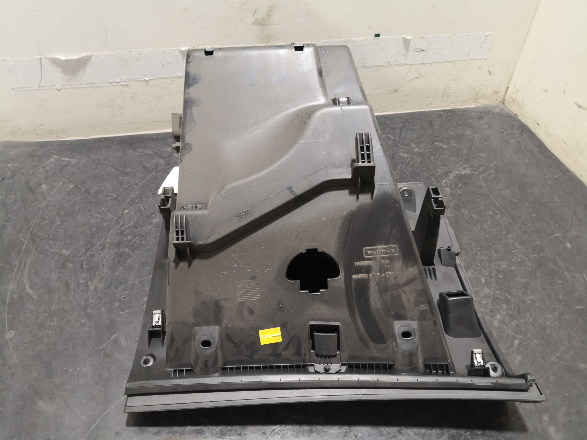 Porta Luvas PEUGEOT 208 I (CA_, CC_) | 12 -  Imagem-3