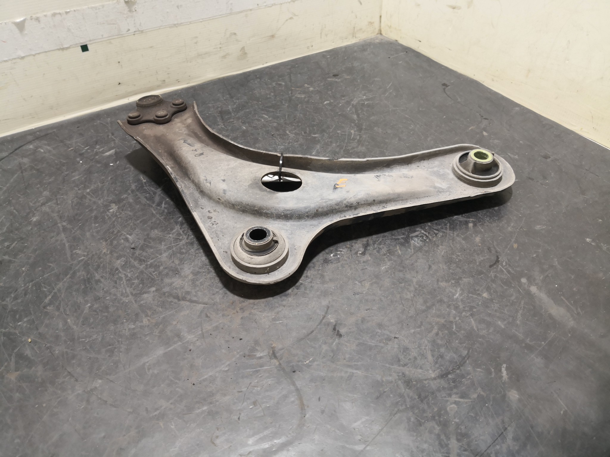 Braço Suspensão Frente Esq PEUGEOT 208 I (CA_, CC_) | 12 -  Imagem-3