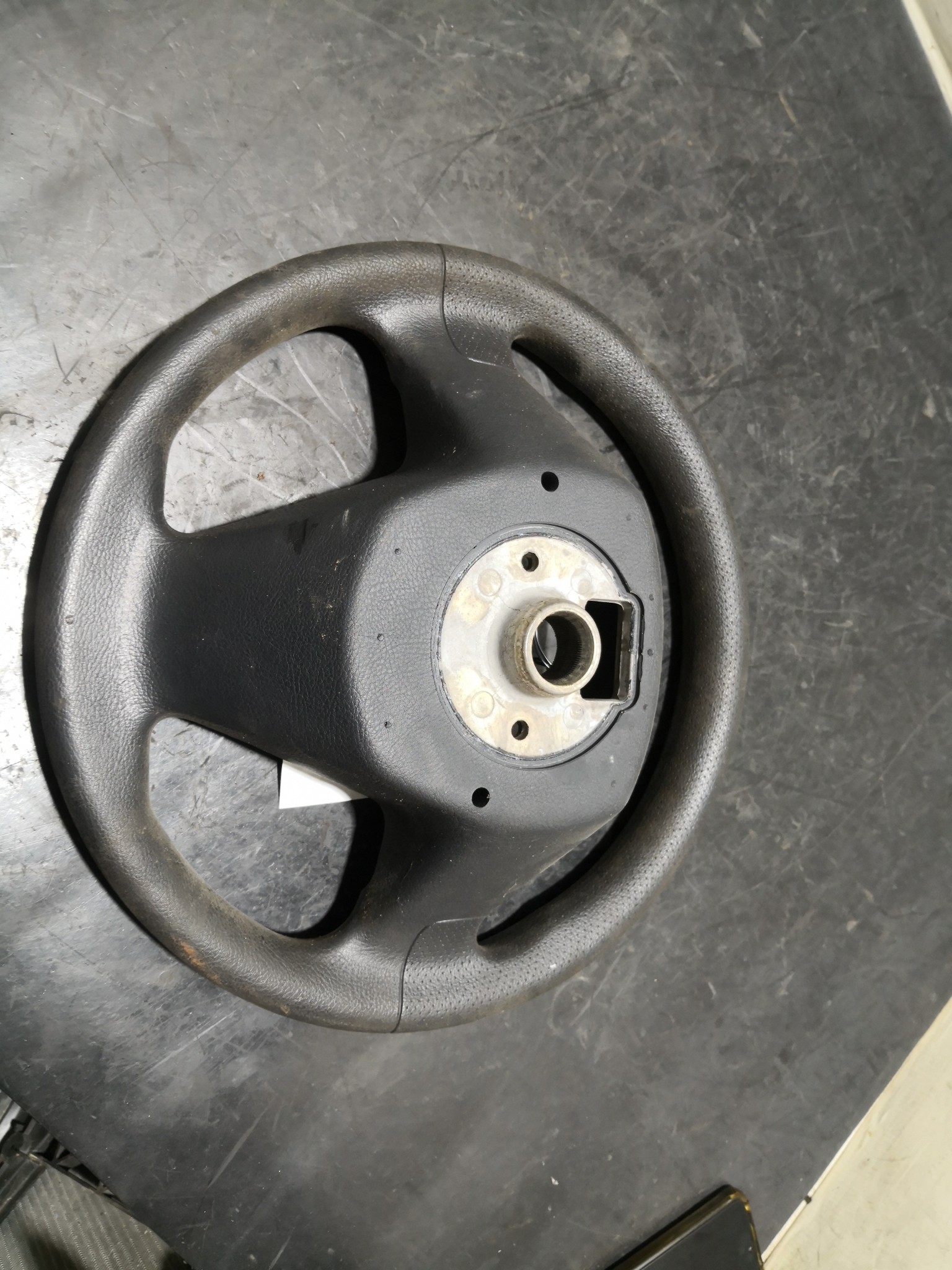 Volante SEAT CORDOBA (6L2) | 02 - 09 Imagem-1