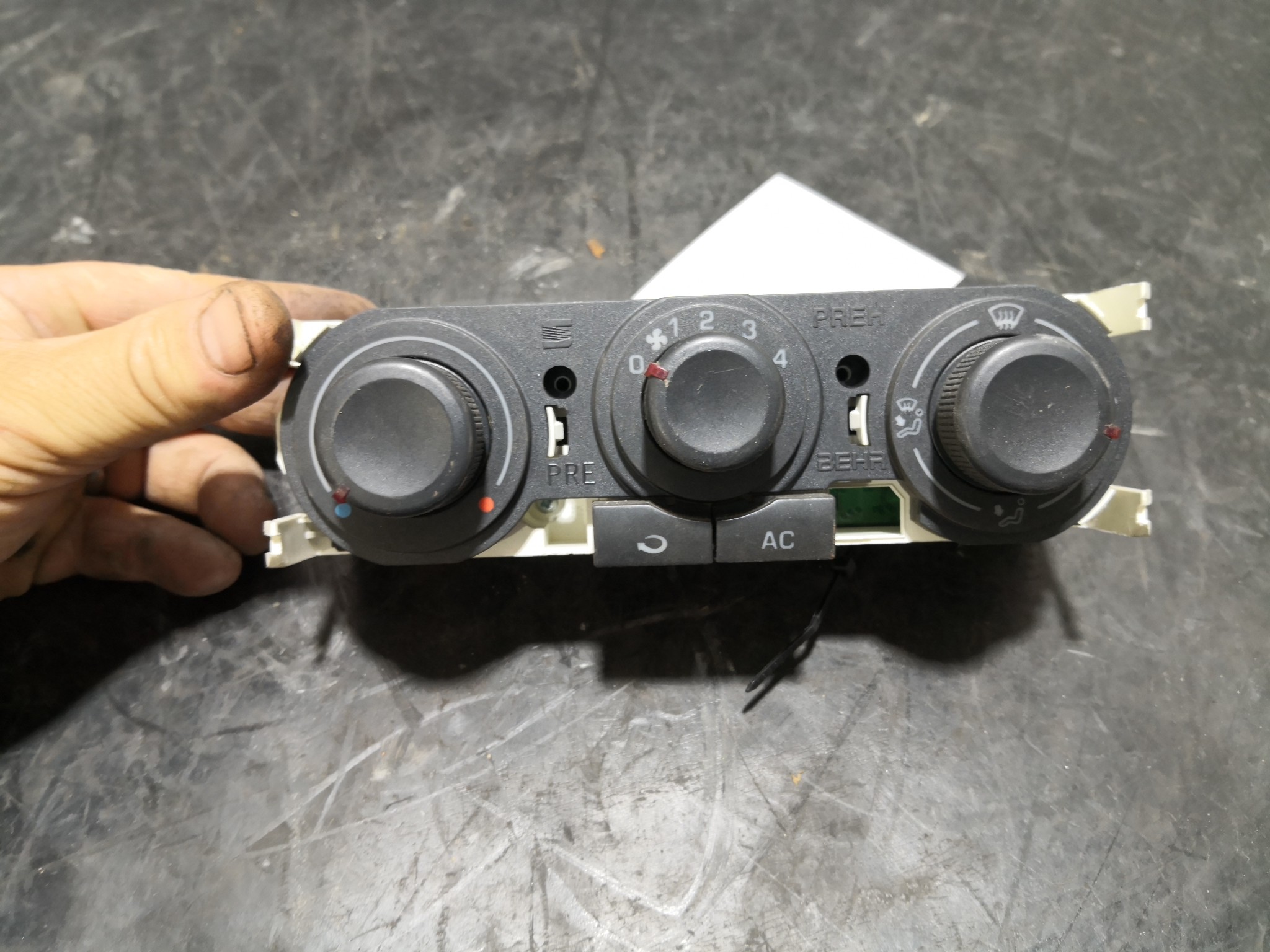 Comando Sofagem SEAT CORDOBA (6L2) | 02 - 09 Imagem-2