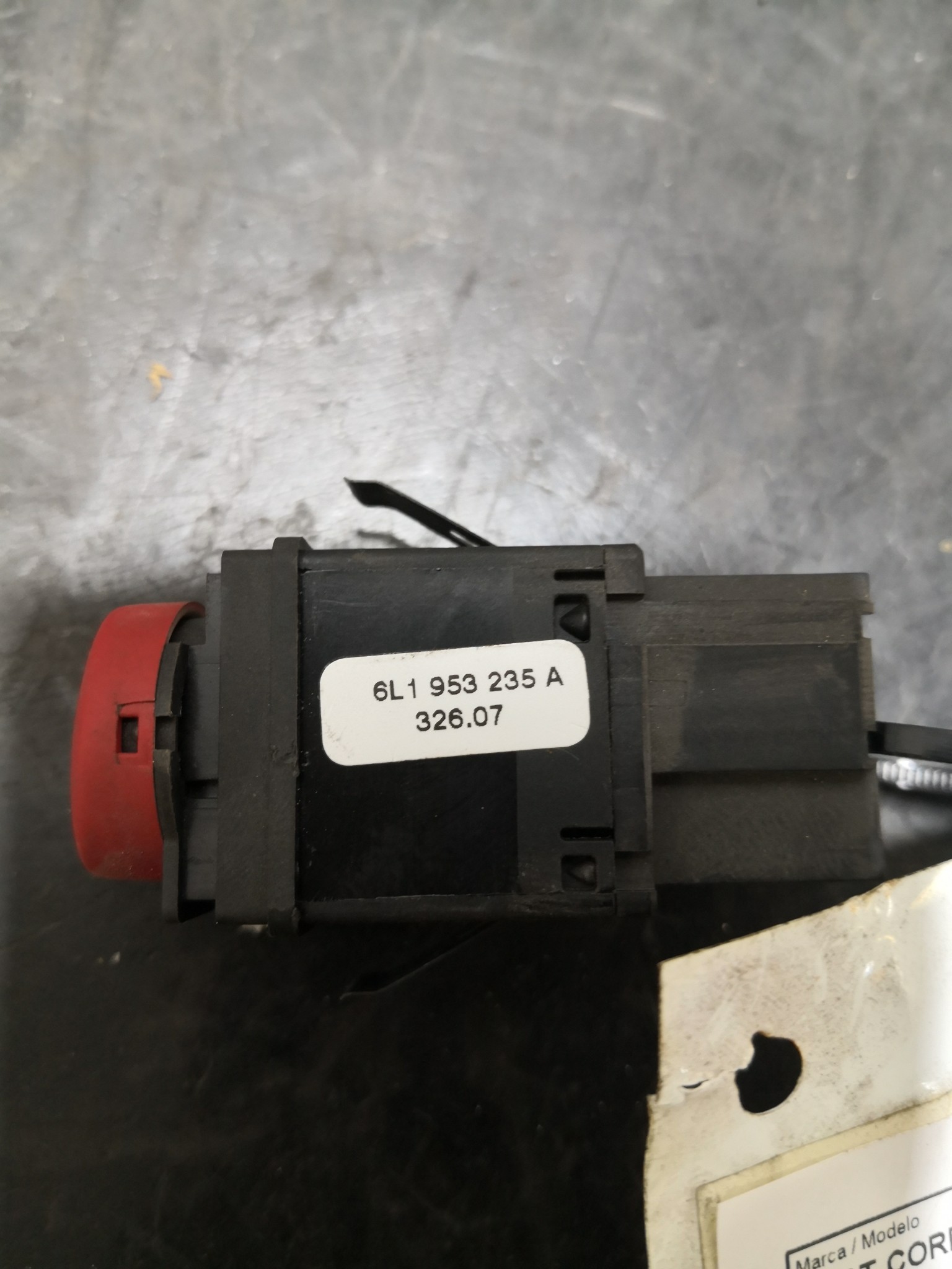 Botão 4 Piscas SEAT - ID S_101848