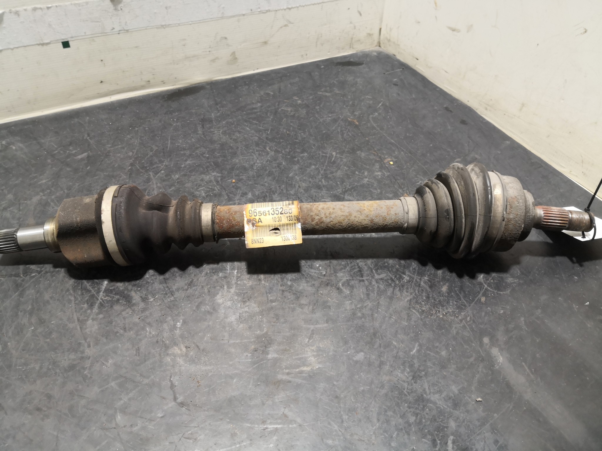 Transmissão Esq PEUGEOT 308 I (4A_, 4C_) | 07 - 16 Imagem-1