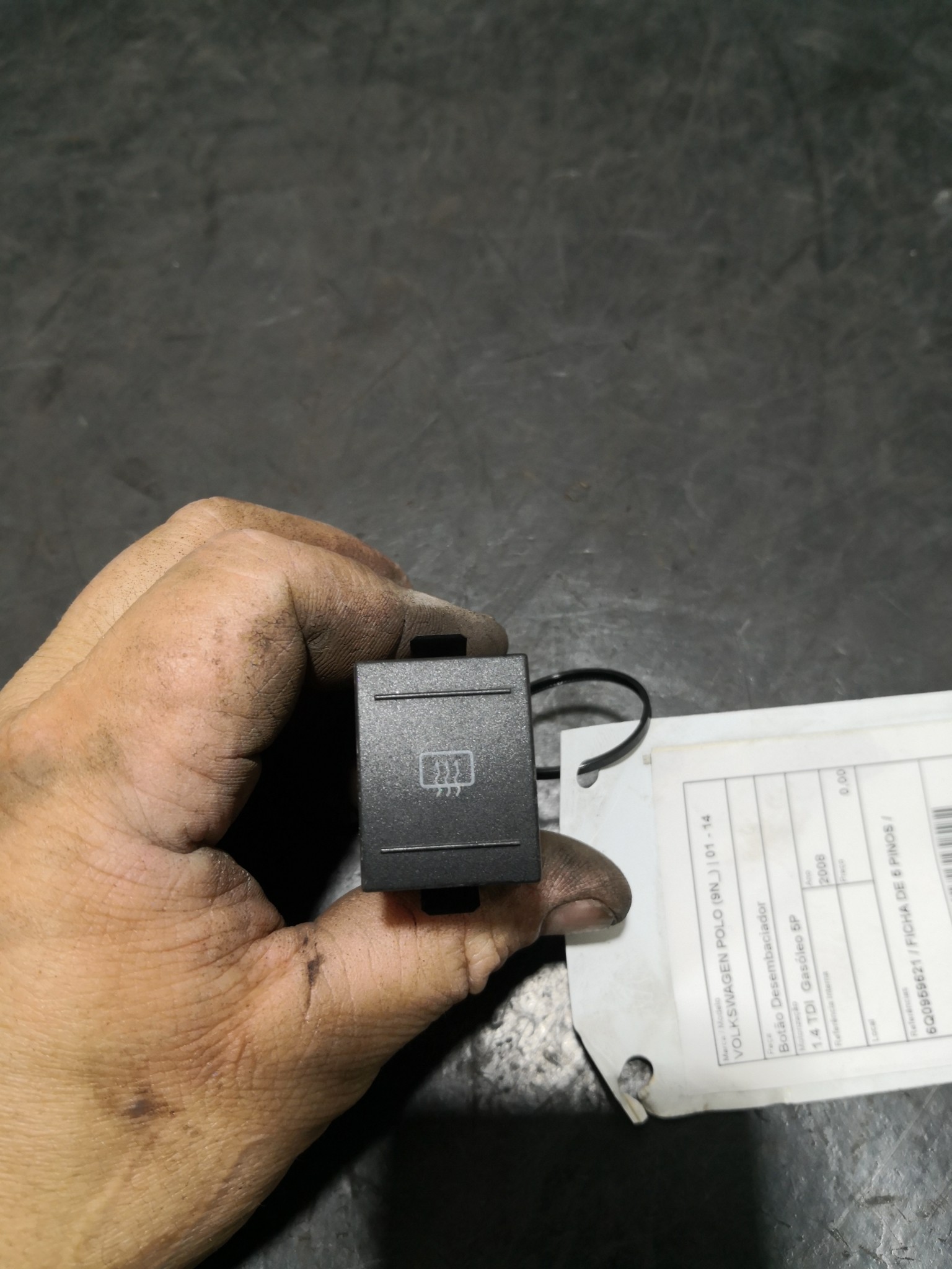 Botão Desembaciador VOLKSWAGEN POLO (9N_) | 01 - 14 Imagem-1