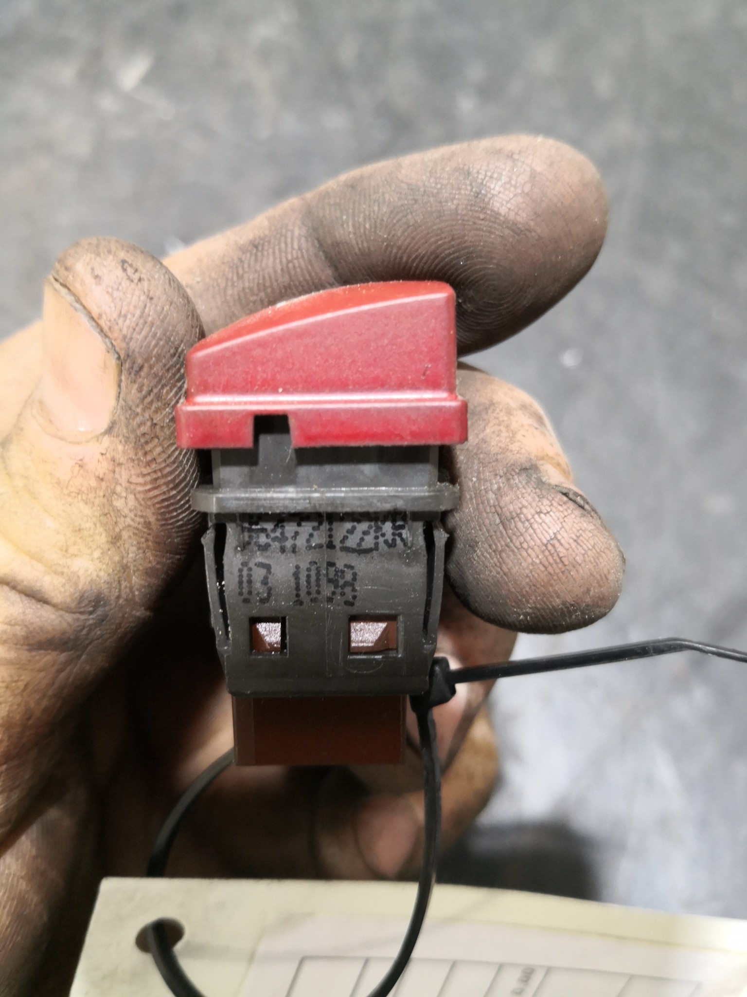 Botão 4 Piscas PEUGEOT 207 SW (WK_) | 07 - 13 Imagem-2