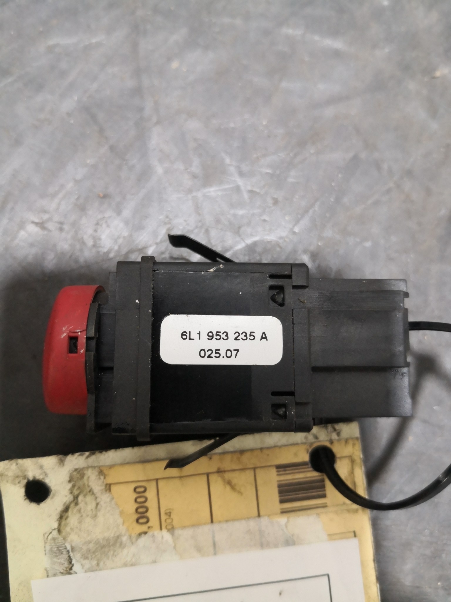 Botão 4 Piscas SEAT - ID S_102108