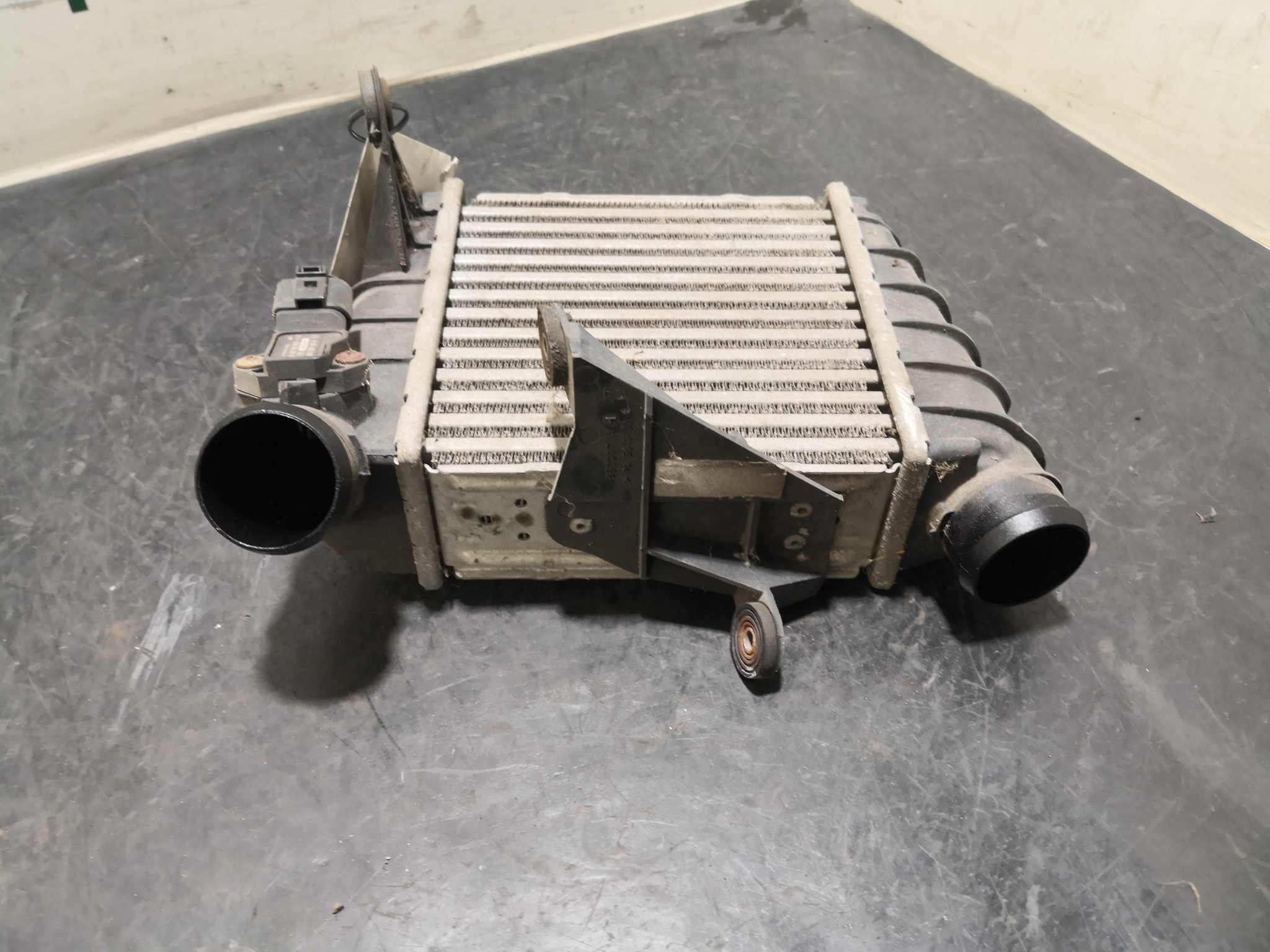 Radiador do Intercooler SEAT IBIZA III (6L1) | 02 - 09 Imagem-1