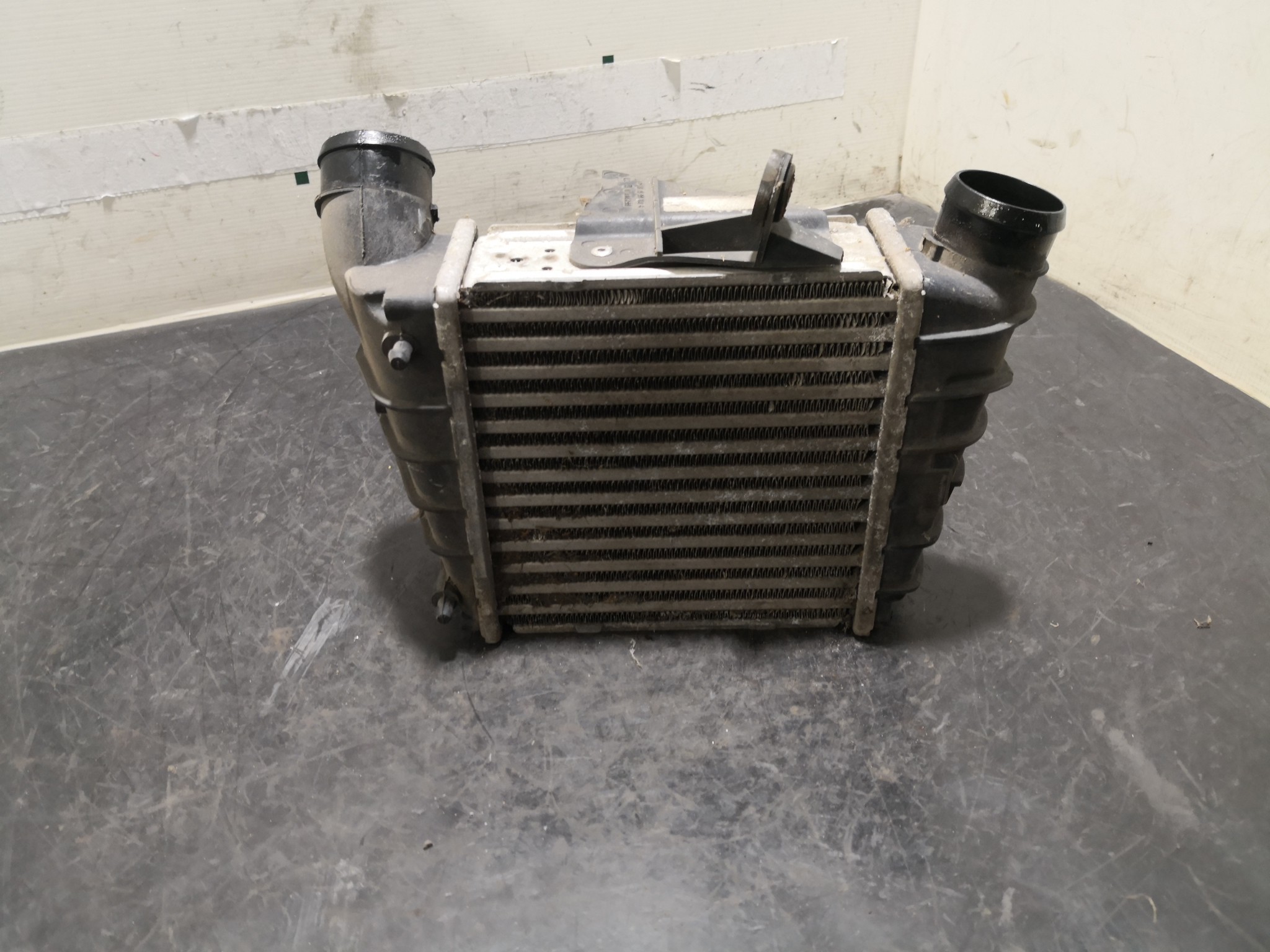 Radiador do Intercooler SEAT IBIZA III (6L1) | 02 - 09 Imagem-2
