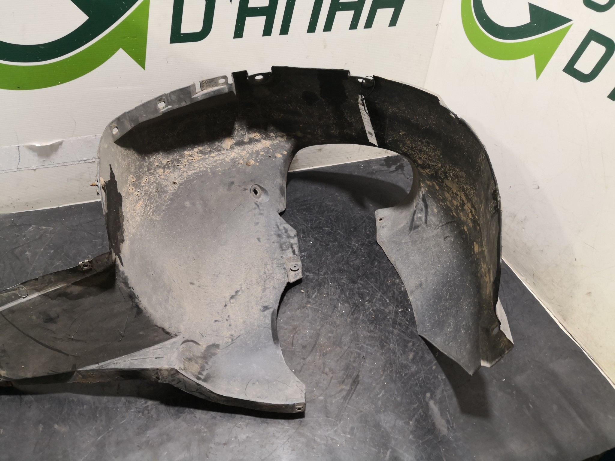 Cave de Roda Esq SEAT CORDOBA (6L2) | 02 - 09 Imagem-1