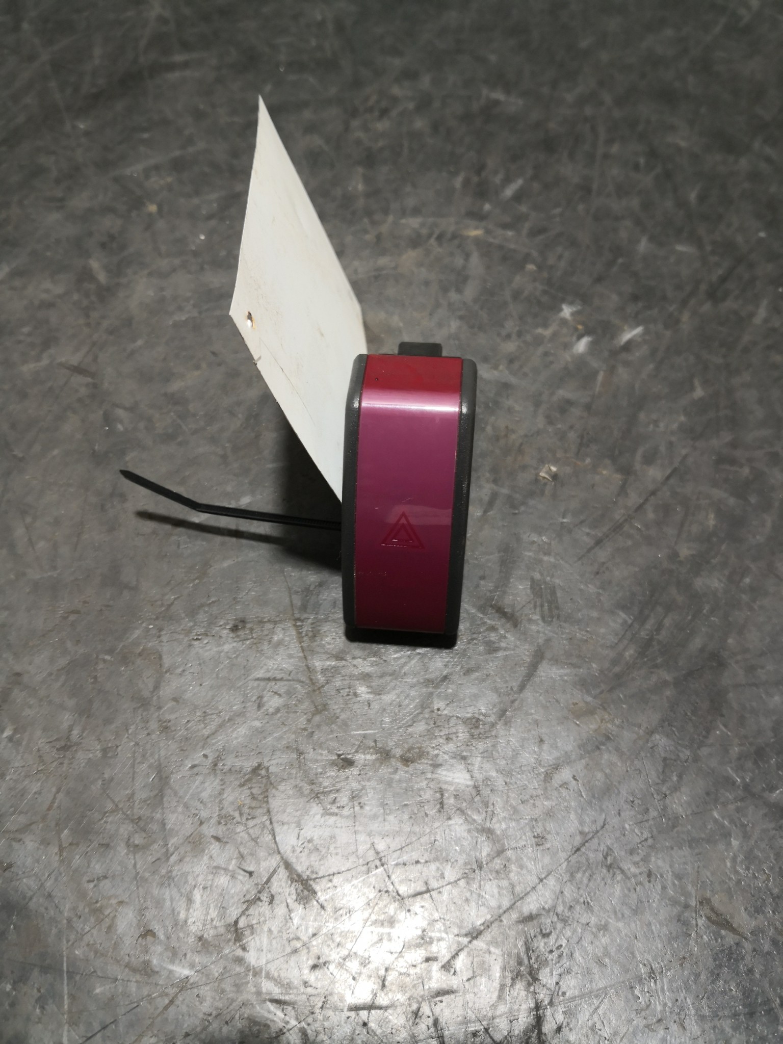 Botão 4 Piscas OPEL CORSA C (X01) | 00 - 09 Imagem-1