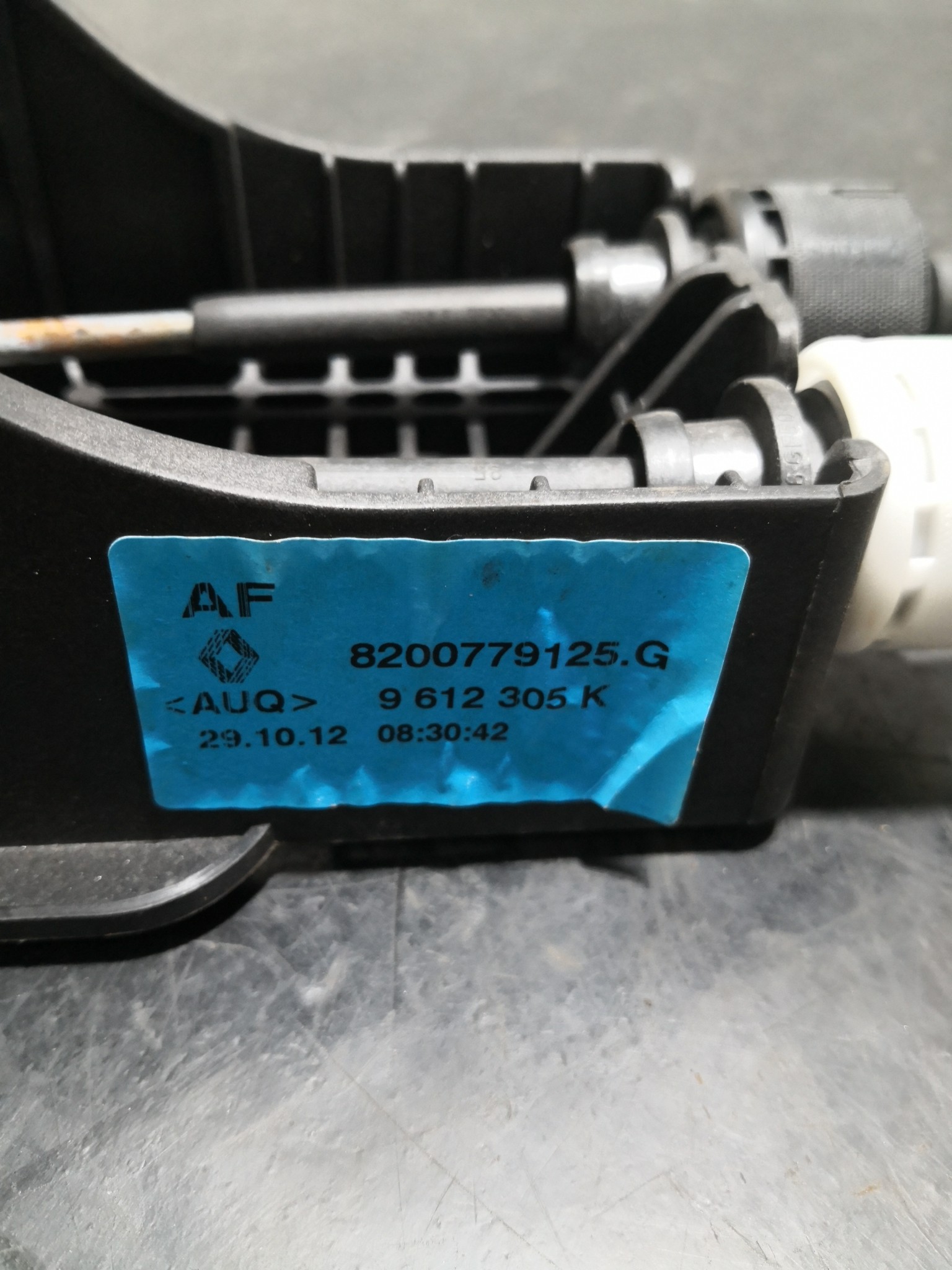 Selector Velocidades RENAULT MEGANE III Hatchback (BZ0/1_) | 08 -  Imagem-2