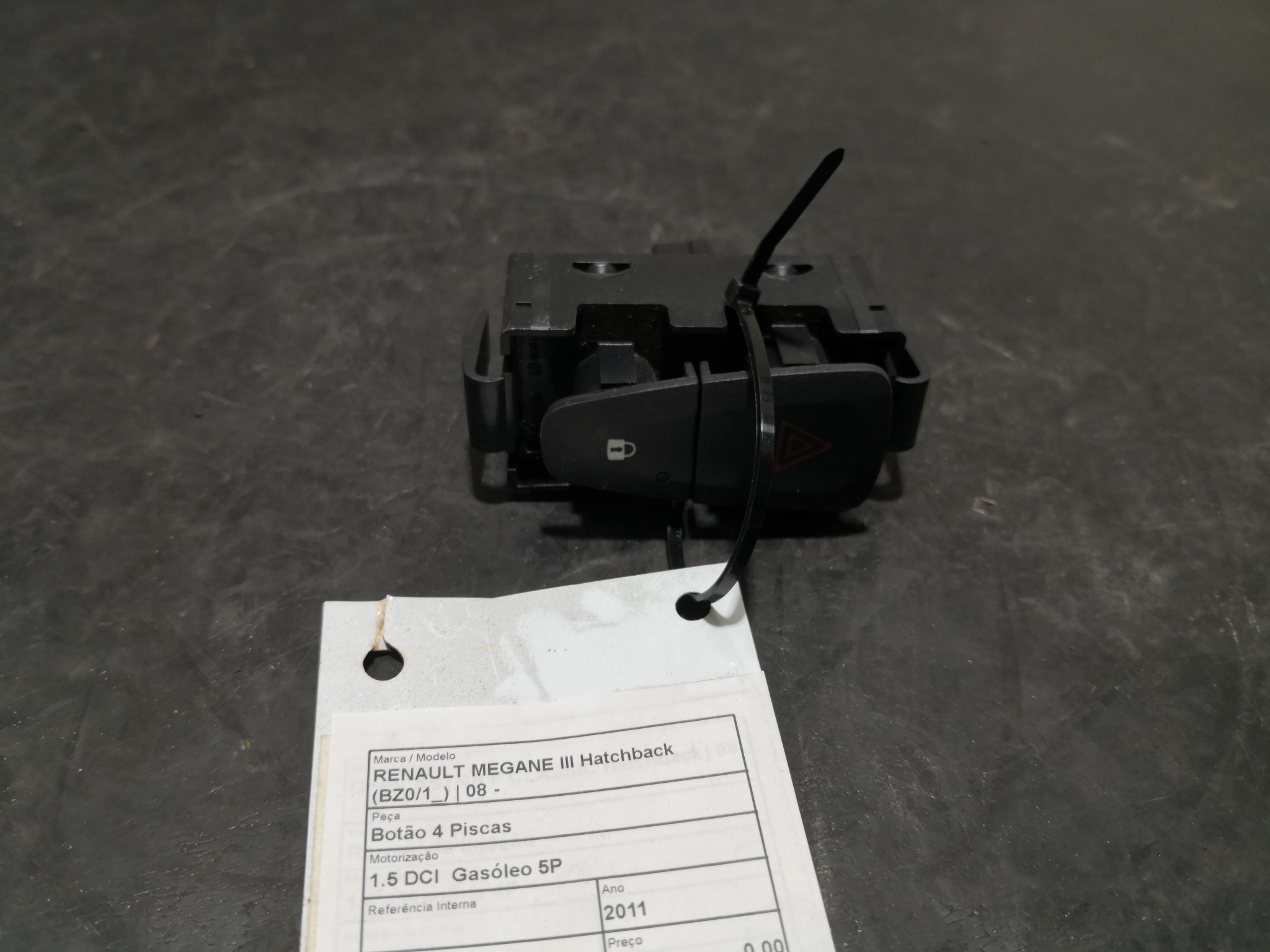 Botão 4 Piscas RENAULT - ID S_102445