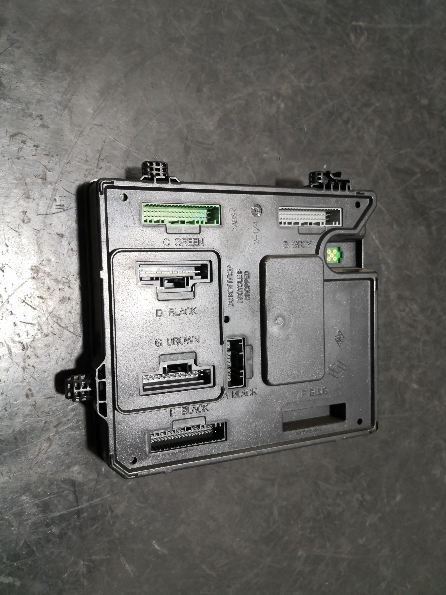 UCH RENAULT MEGANE III Hatchback (BZ0/1_) | 08 -  Imagem-1