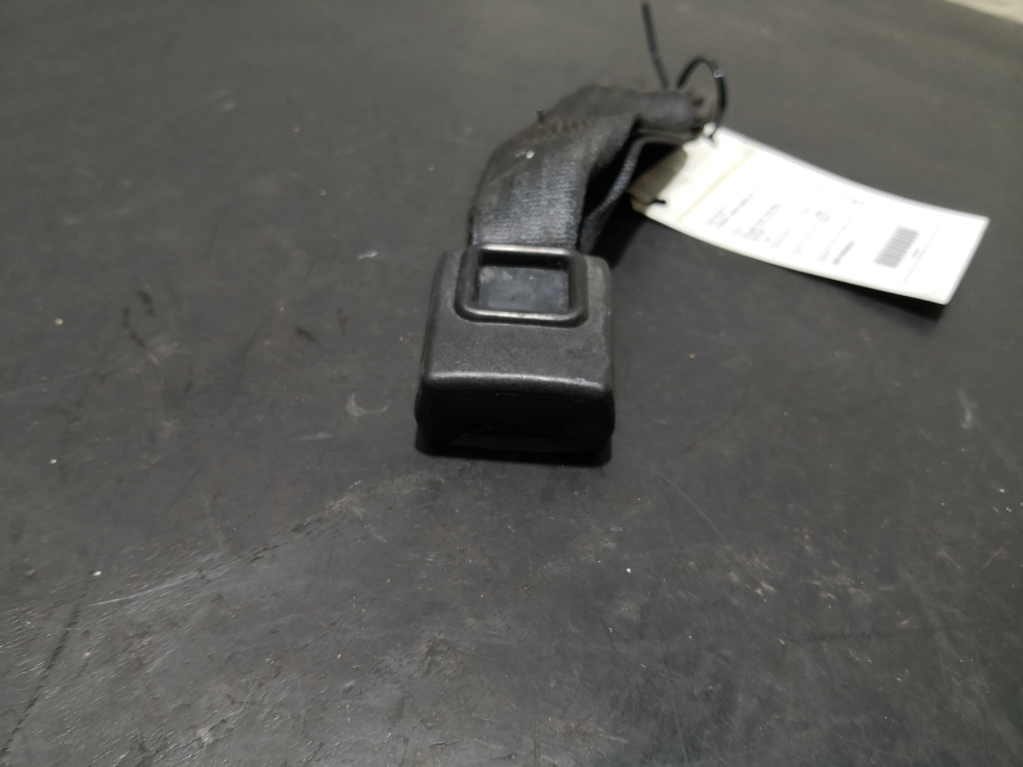 Engate Cinto Trás Meio FORD C-MAX (DM2) | 07 - 10 Imagem-1