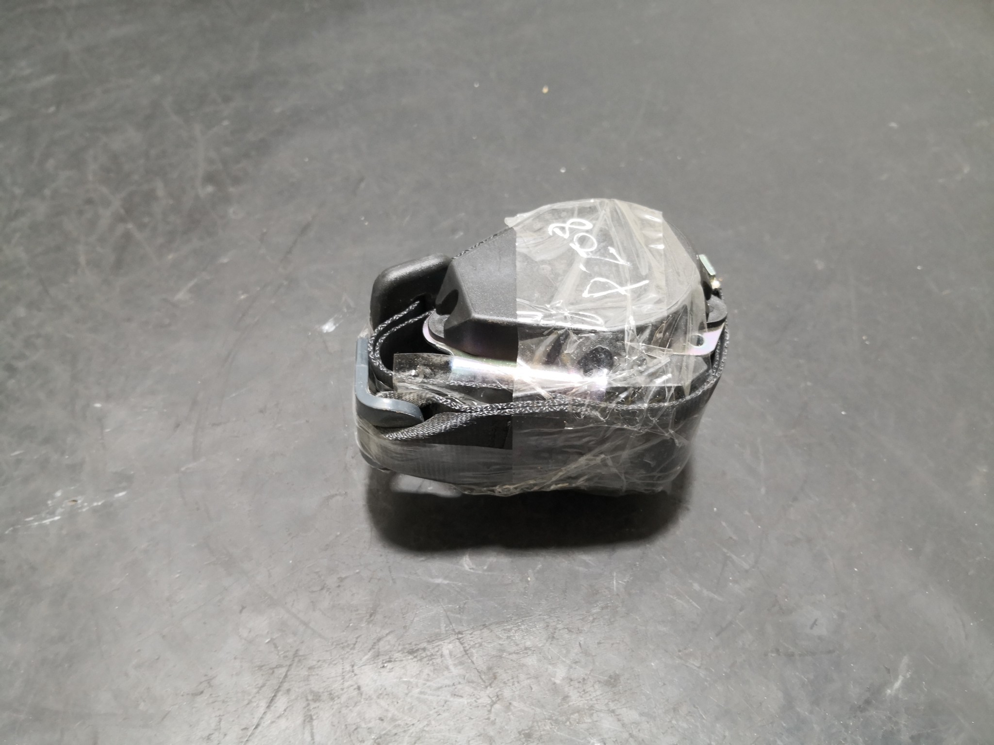 Cinto Trás Meio PEUGEOT 208 I (CA_, CC_) | 12 -  Imagem-2