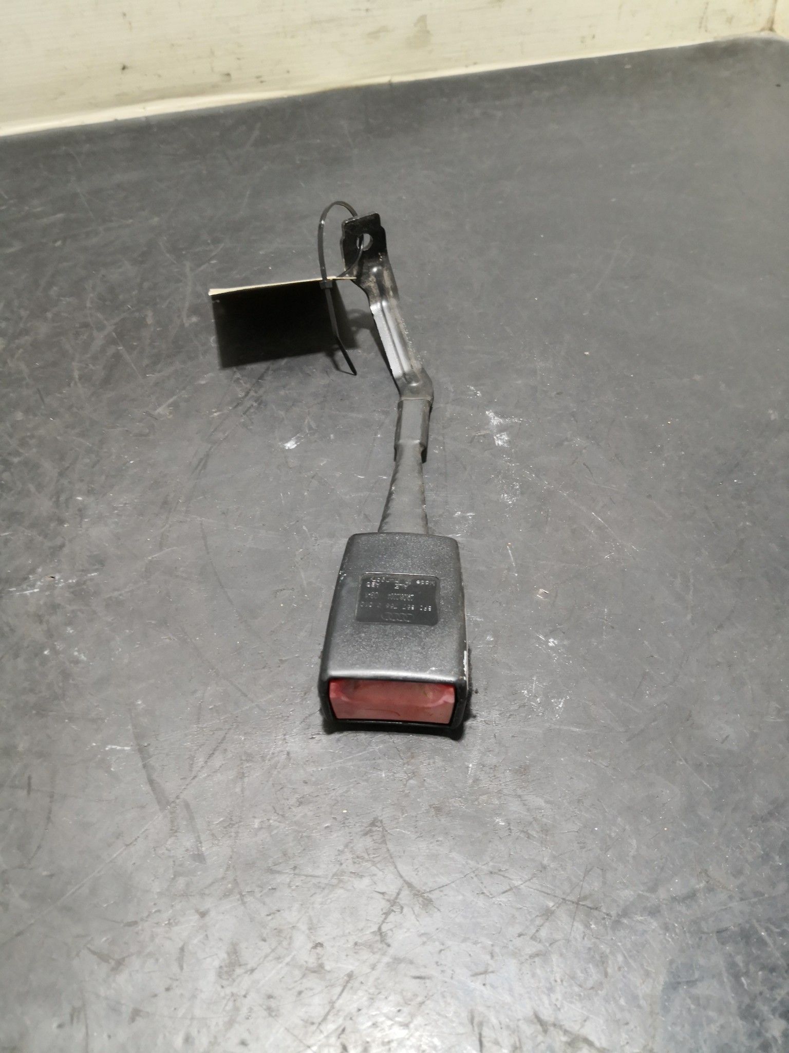 Engate Cinto Frente Dto AUDI A3 (8P1) | 03 - 13 Imagem-2