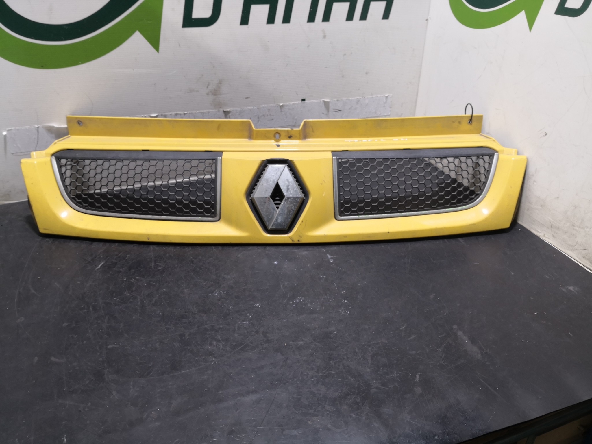 Grelha da Frente RENAULT - ID S_102560