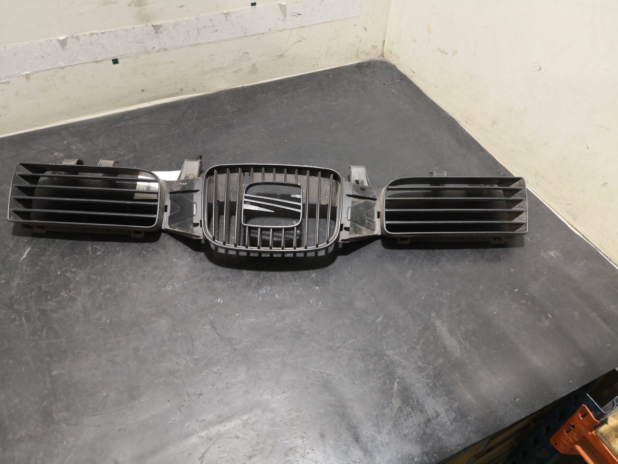 Grelha da Frente SEAT - ID S_102556