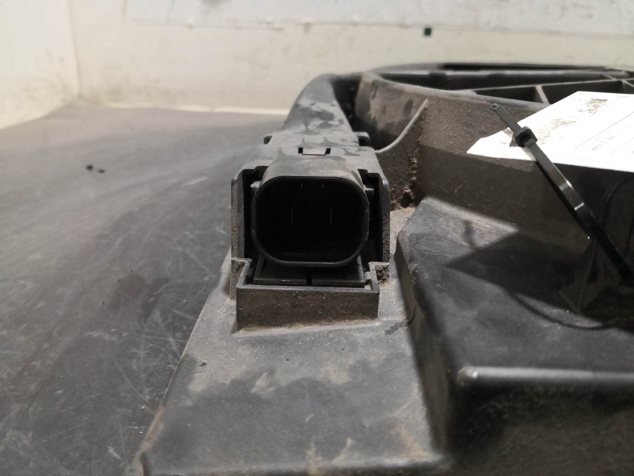 Termoventiladores BMW 5 (E60) | 01 - 10 Imagem-2