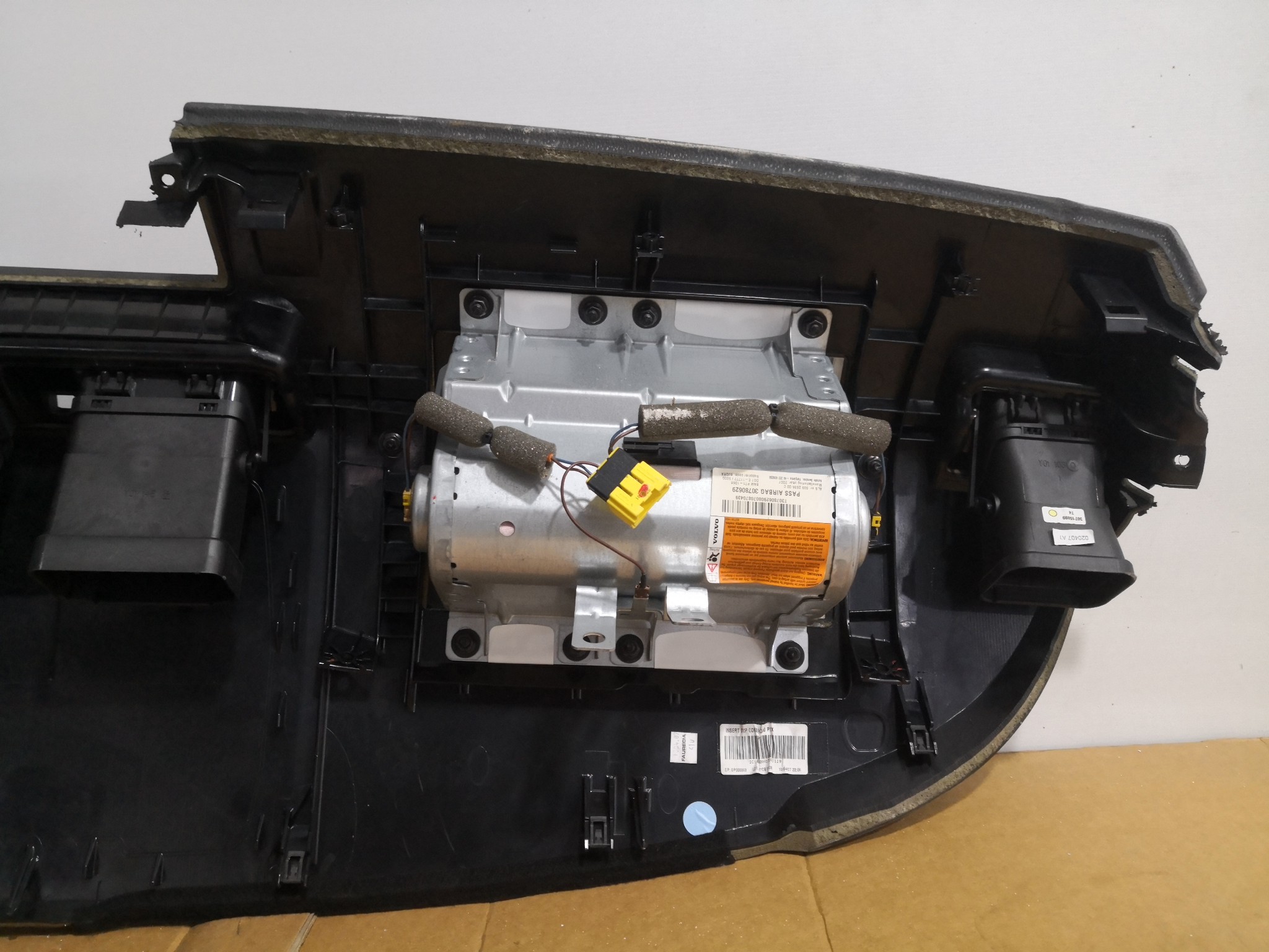 Tablier VOLVO C30 (533) | 06 - 13 Imagem-3