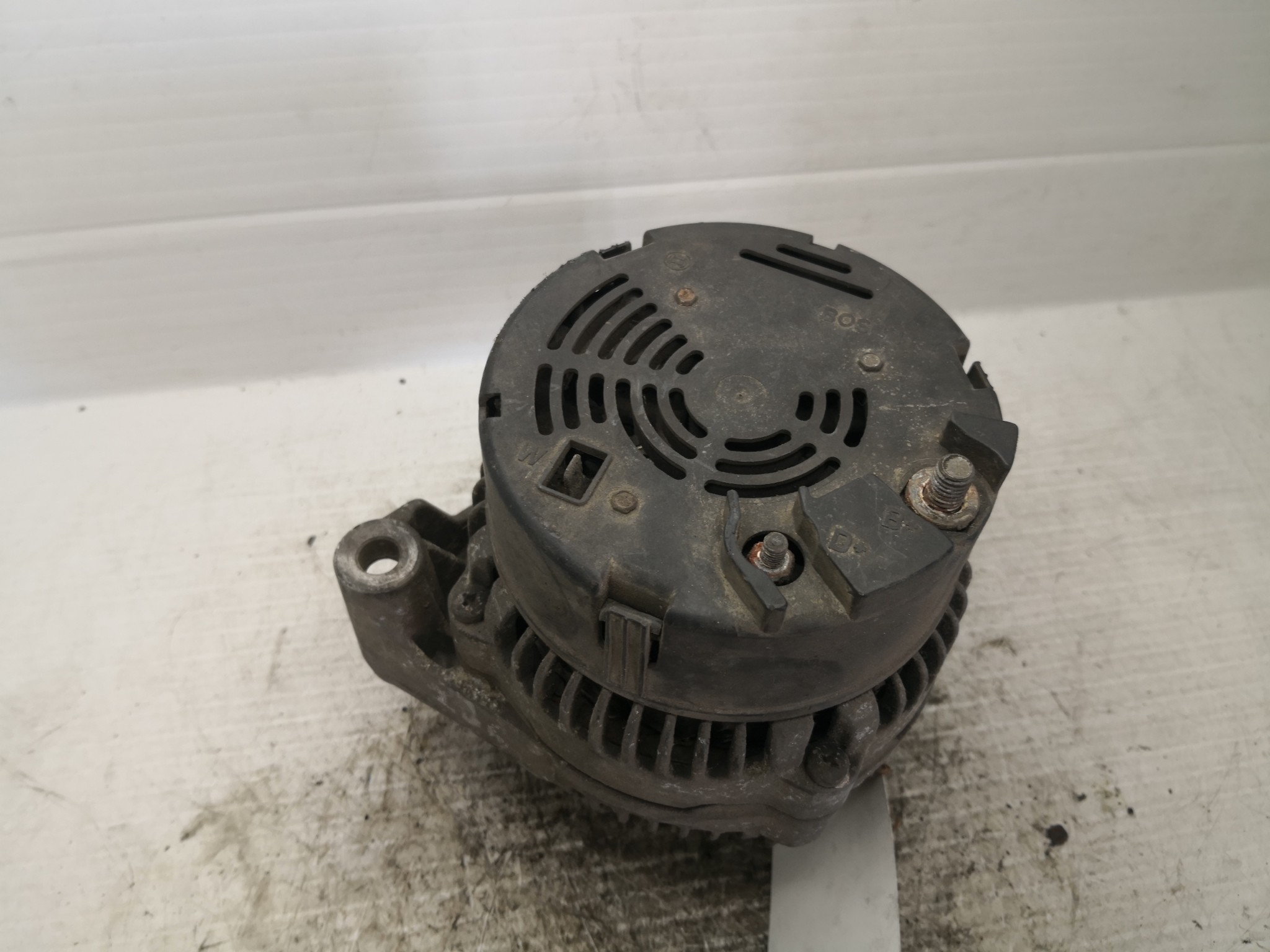 Alternador MERCEDES-BENZ 190 (W201) | 82 - 93 Imagem-1