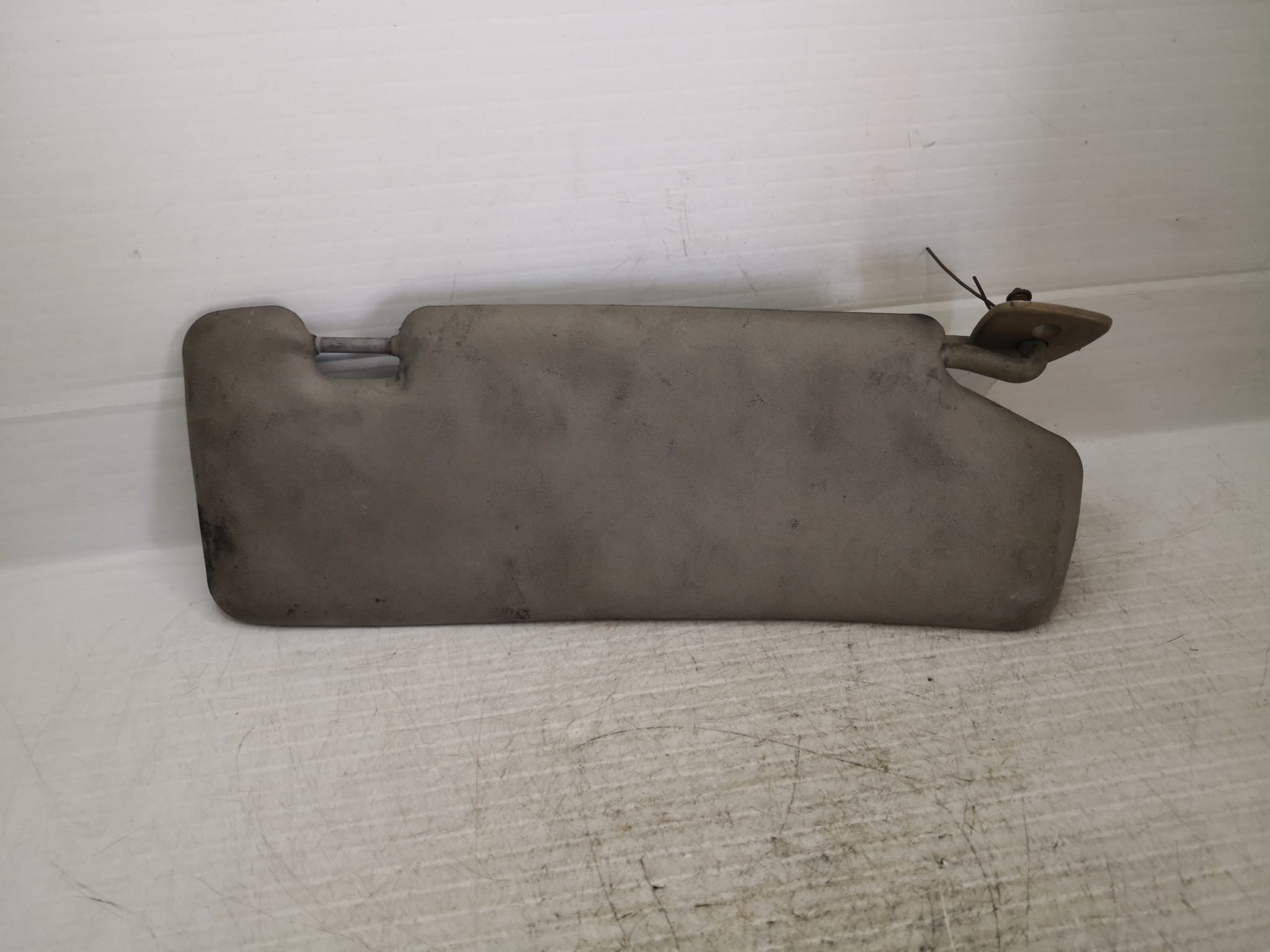 Pala de Sol Esq FORD FIESTA IV (JA_, JB_) | 95 - 02 Imagem-4