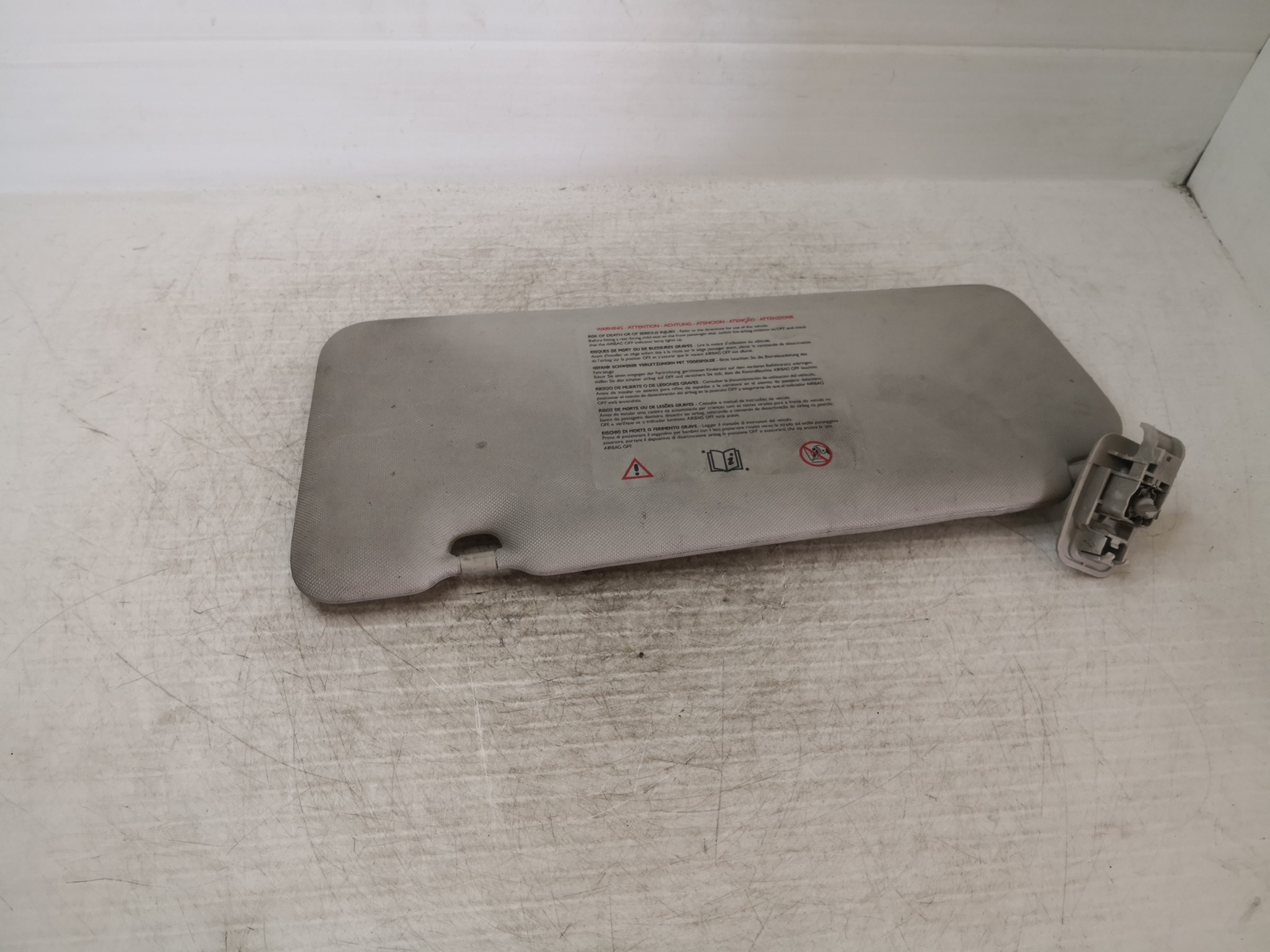 Pala de Sol Dto RENAULT MEGANE III Hatchback (BZ0/1_) | 08 -  Imagem-1