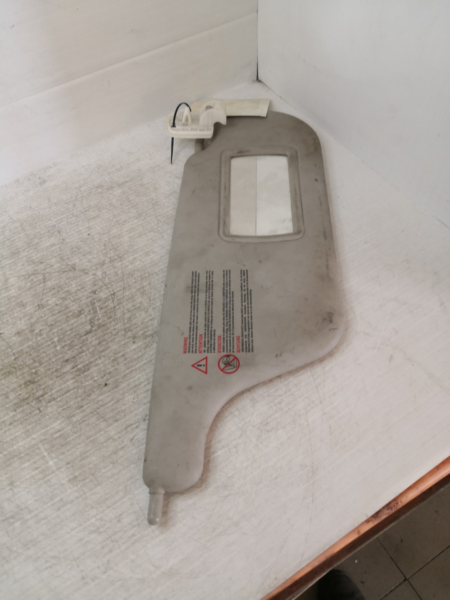 Pala de Sol Dto RENAULT CLIO III (BR0/1, CR0/1) | 05 -  Imagem-2