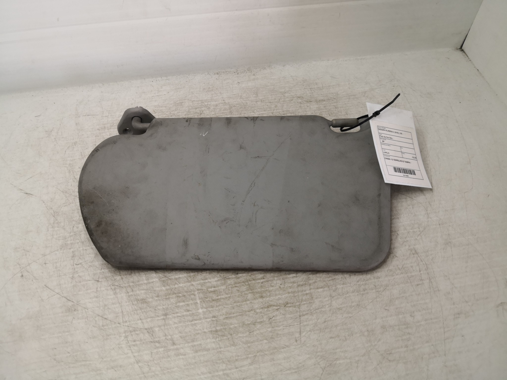 Pala de Sol Dto NISSAN - ID S_36800