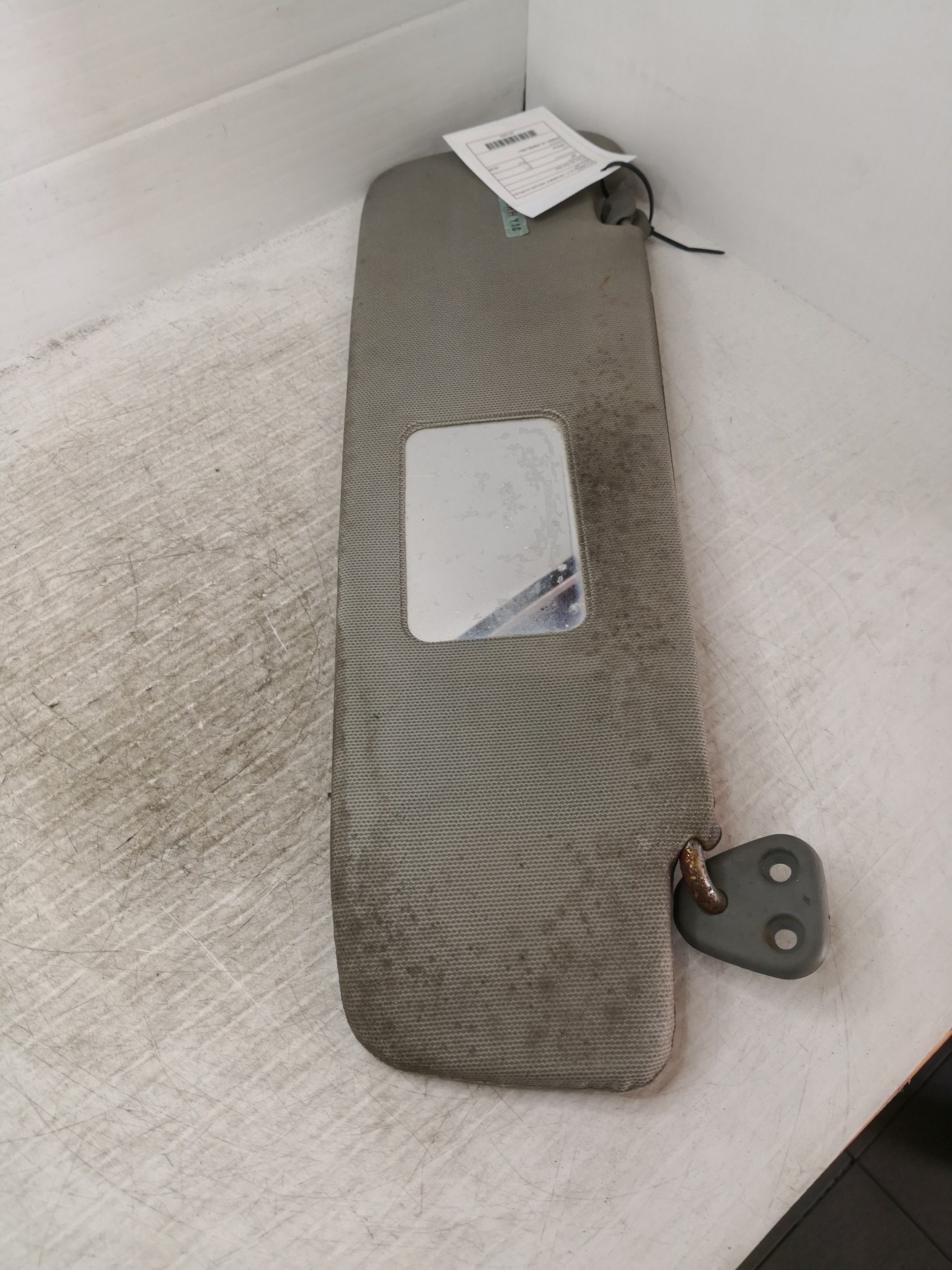 Pala de Sol Dto HYUNDAI H-1 / STAREX Veículo multiuso (A1) | 97 -  Imagem-1