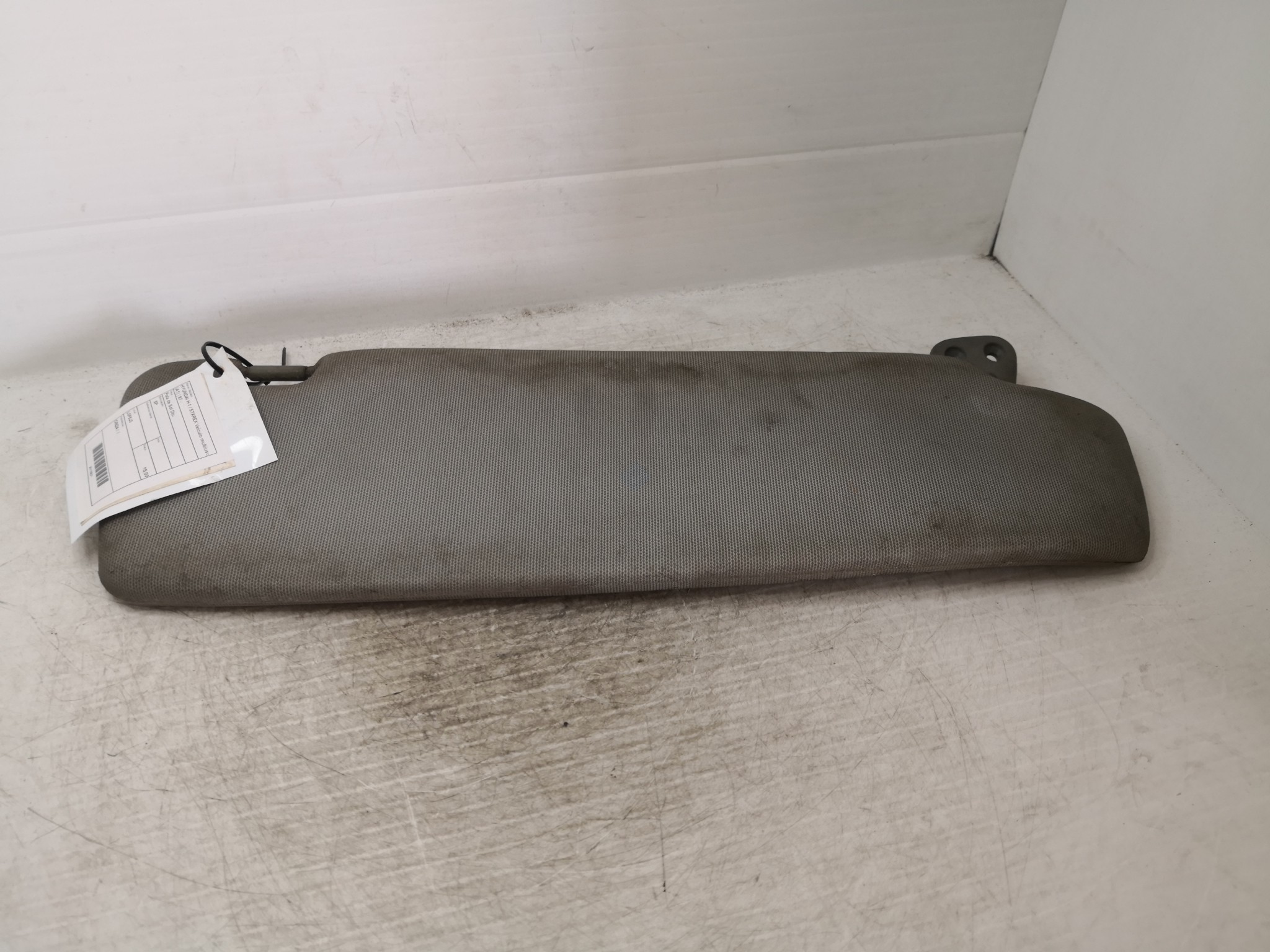 Pala de Sol Dto HYUNDAI H-1 / STAREX Veículo multiuso (A1) | 97 -  Imagem-1