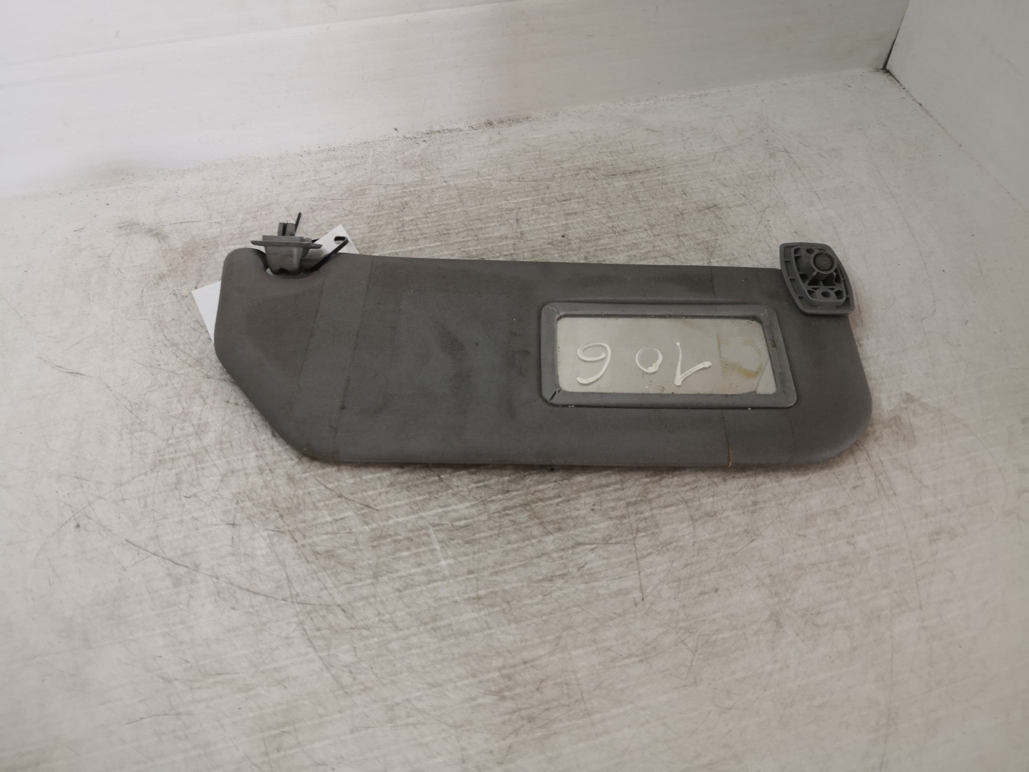 Pala de Sol Dto PEUGEOT 106 II (1A_, 1C_) | 96 - 05 Imagem-1