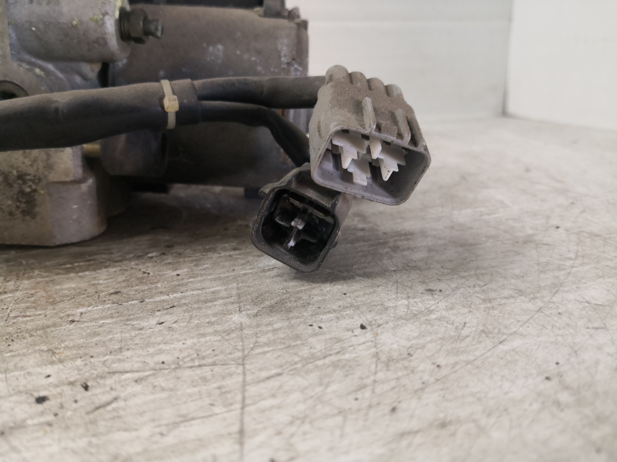 ABS TOYOTA CARINA E três volumes (_T19_) | 92 - 97 Imagem-1