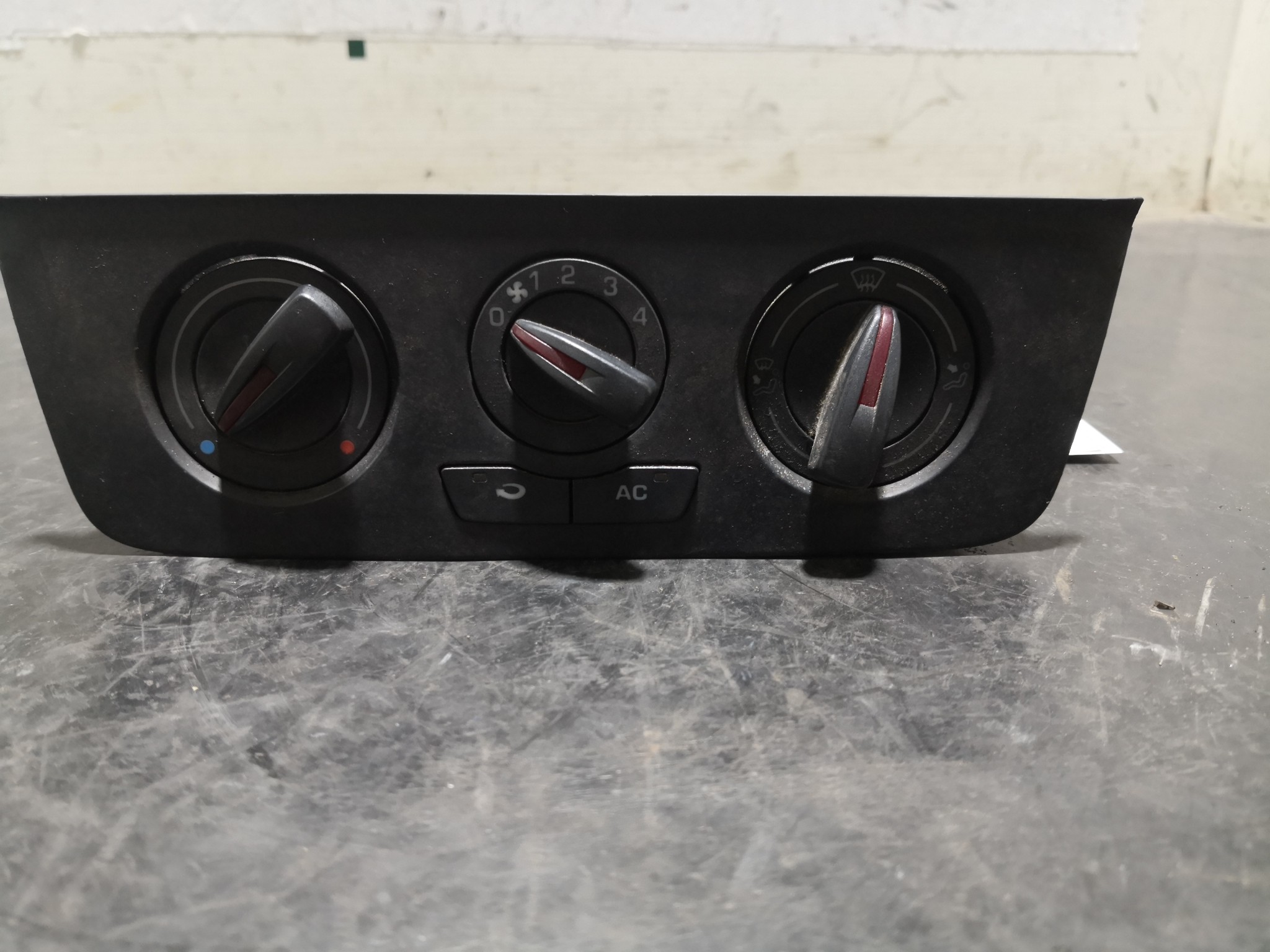 Comando Sofagem SEAT IBIZA IV (6J5, 6P1) | 08 - 17 Imagem-3