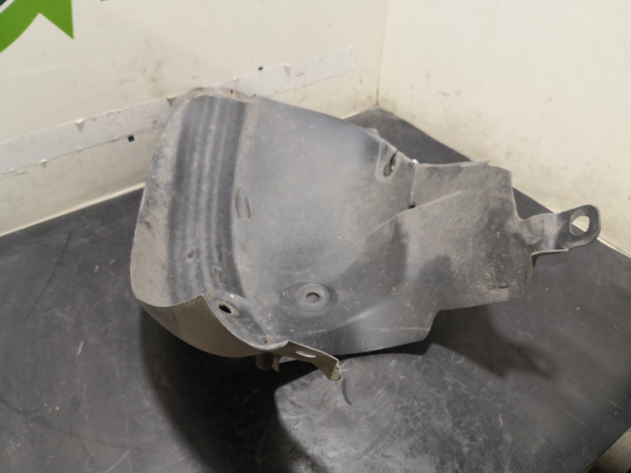 Cave de Roda Esq RENAULT CLIO Grandtour (KR0/1_) | 08 -  Imagem-1