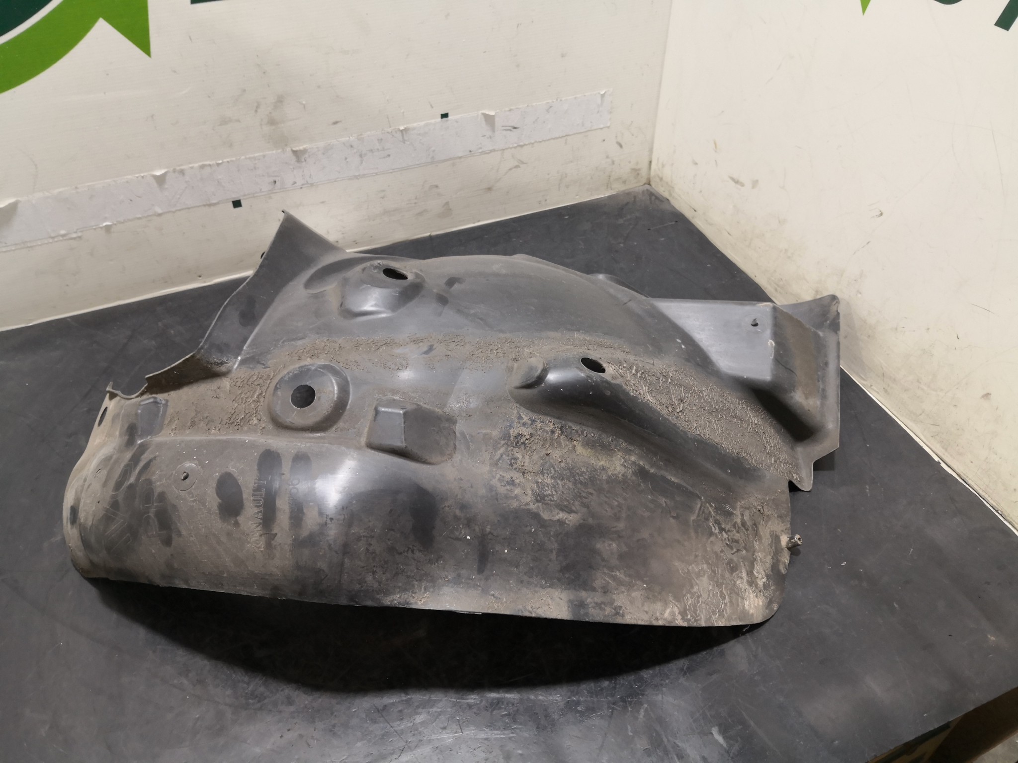 Cave de Roda Esq RENAULT CLIO IV (BH_) | 12 -  Imagem-2