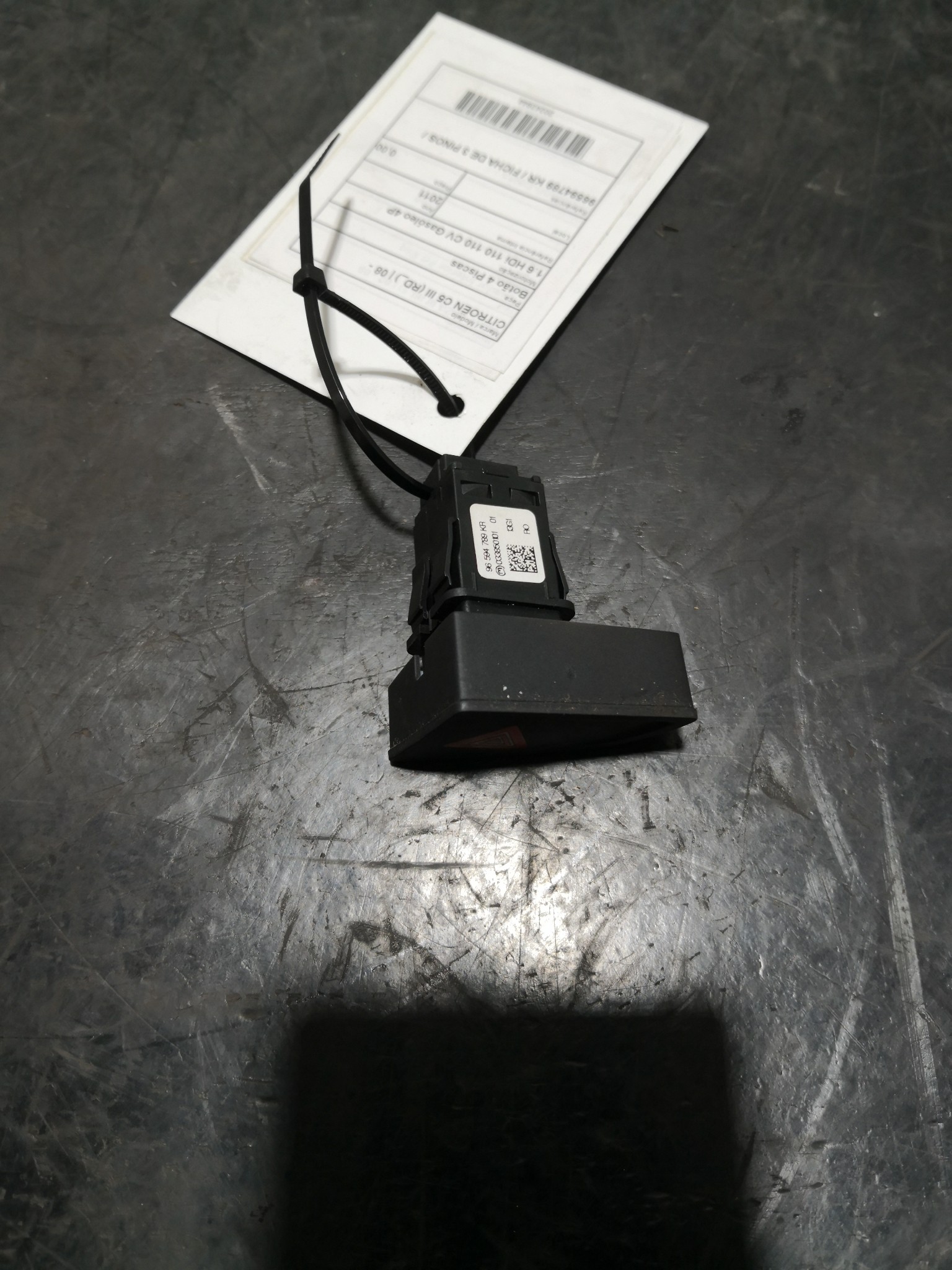 Botão 4 Piscas CITROEN C5 III (RD_) | 08 -  Imagem-3