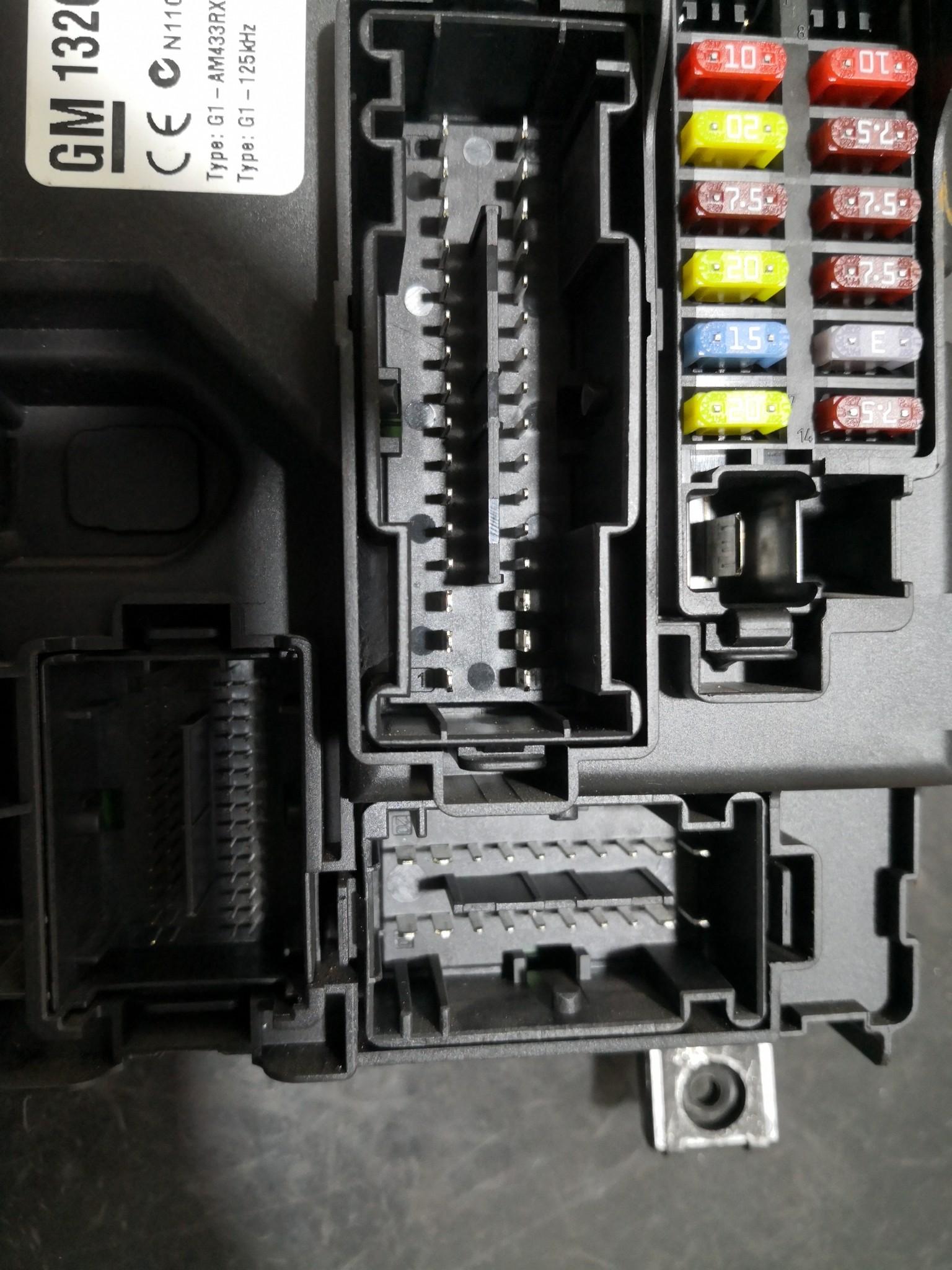 BCM OPEL CORSA D (S07) | 06 - 14 Imagem-2