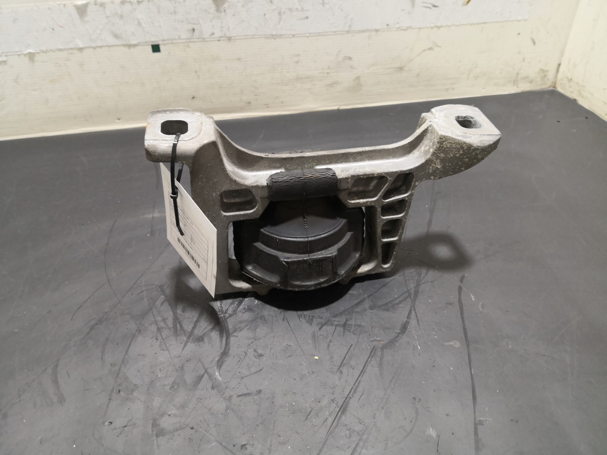 Apoio de Motor VOLVO C30 (533) | 06 - 13 Imagem-2