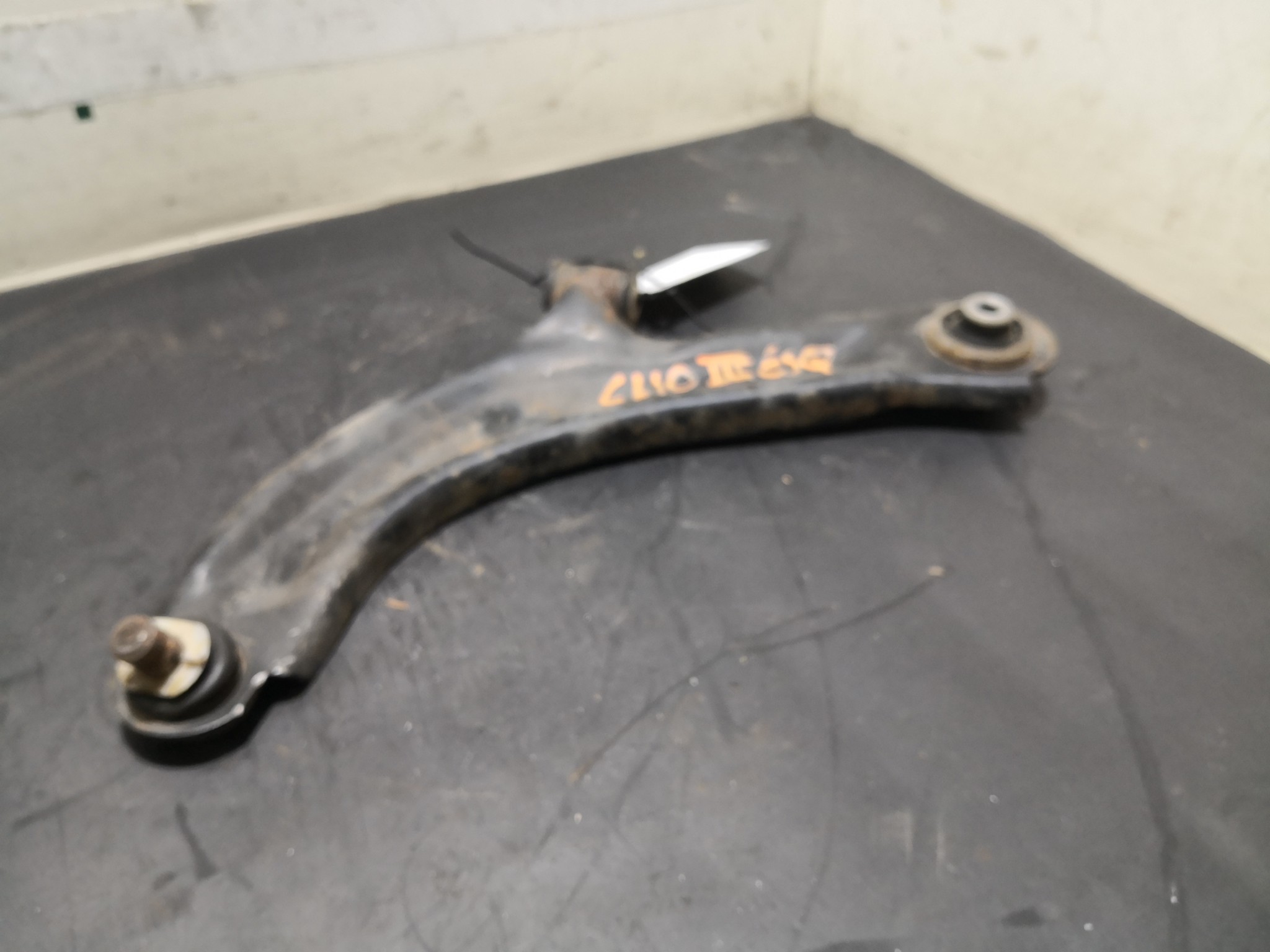 Braço Suspensão Frente Esq RENAULT CLIO III (BR0/1, CR0/1) | 05 -  Imagem-1