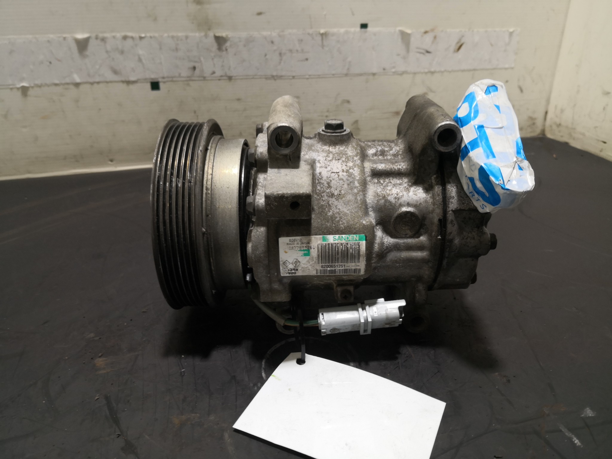Compressor do Ar condicionado RENAULT CLIO III (BR0/1, CR0/1) | 05 -  Imagem-1