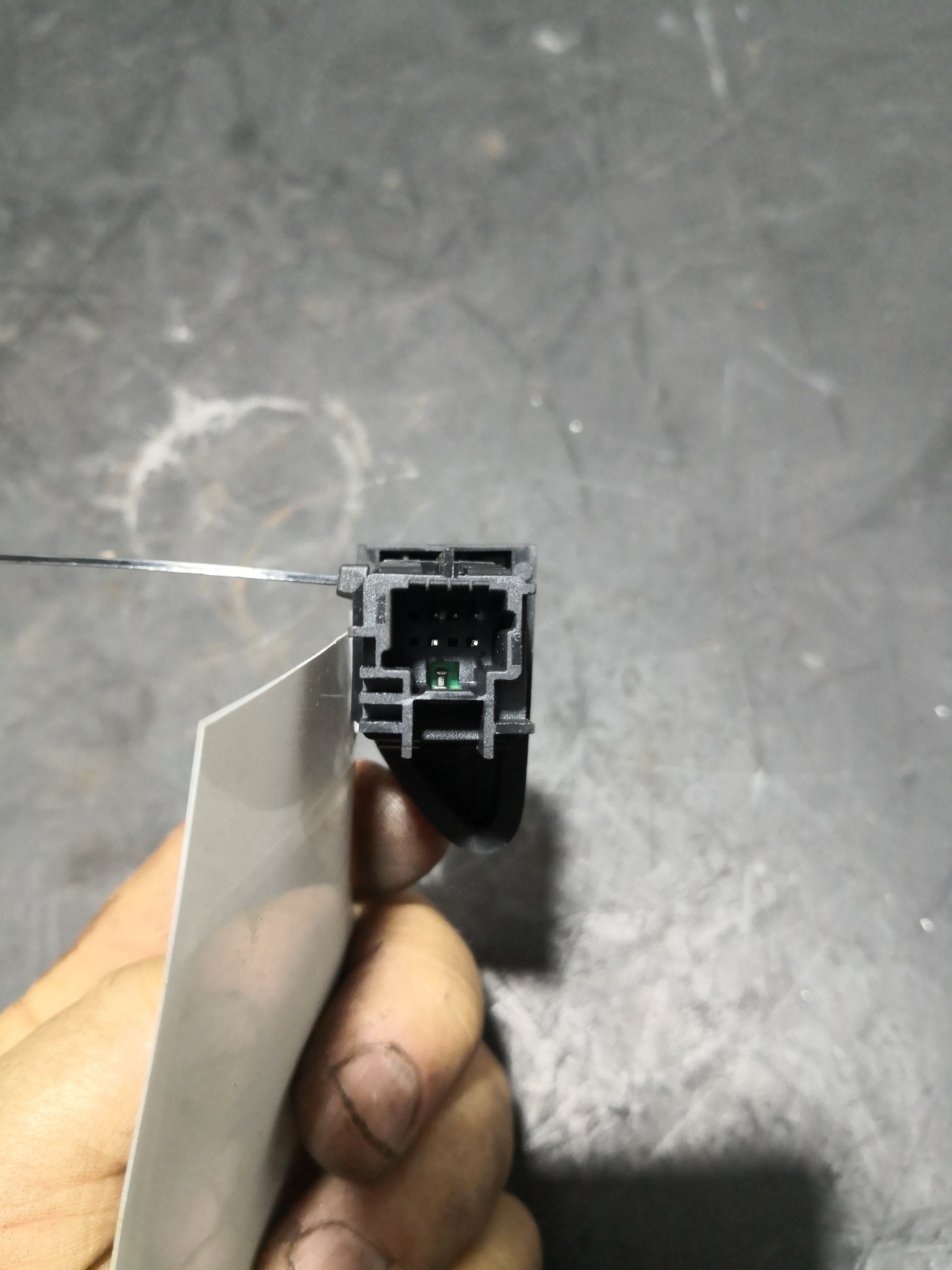 Botão 4 Piscas RENAULT - ID S_103141