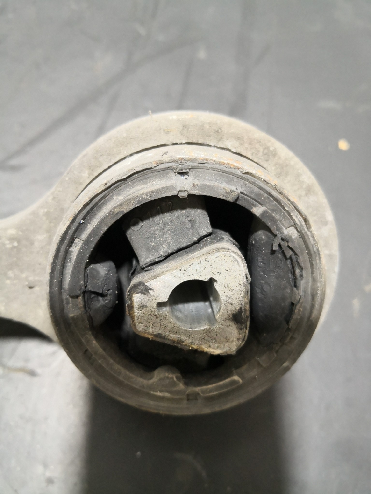 Braço Suspensão Frente Dto BMW 5 (E60) | 01 - 10 Imagem-1