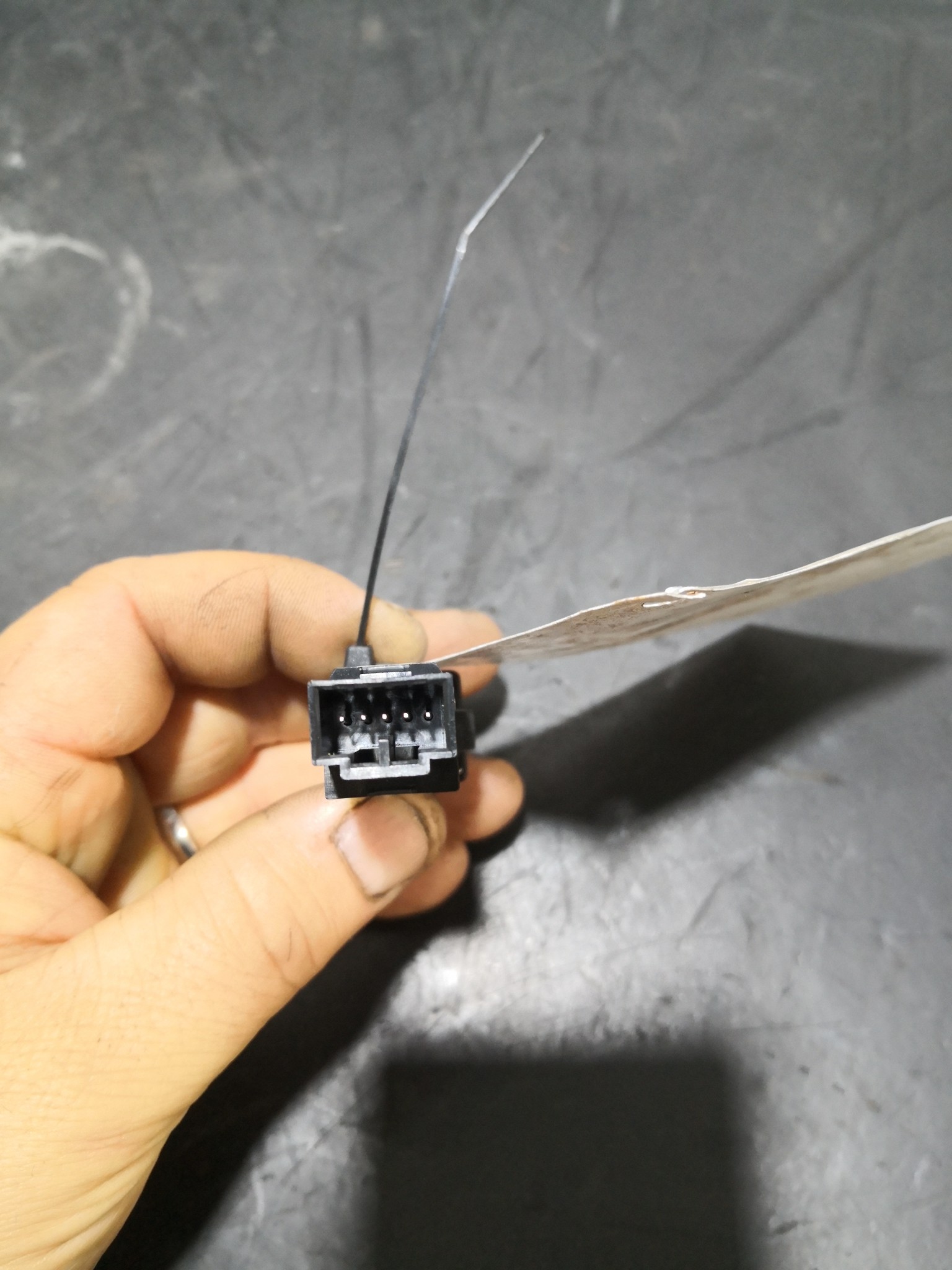 Botão 4 Piscas VOLVO V50 (545) | 03 - 12 Imagem-1