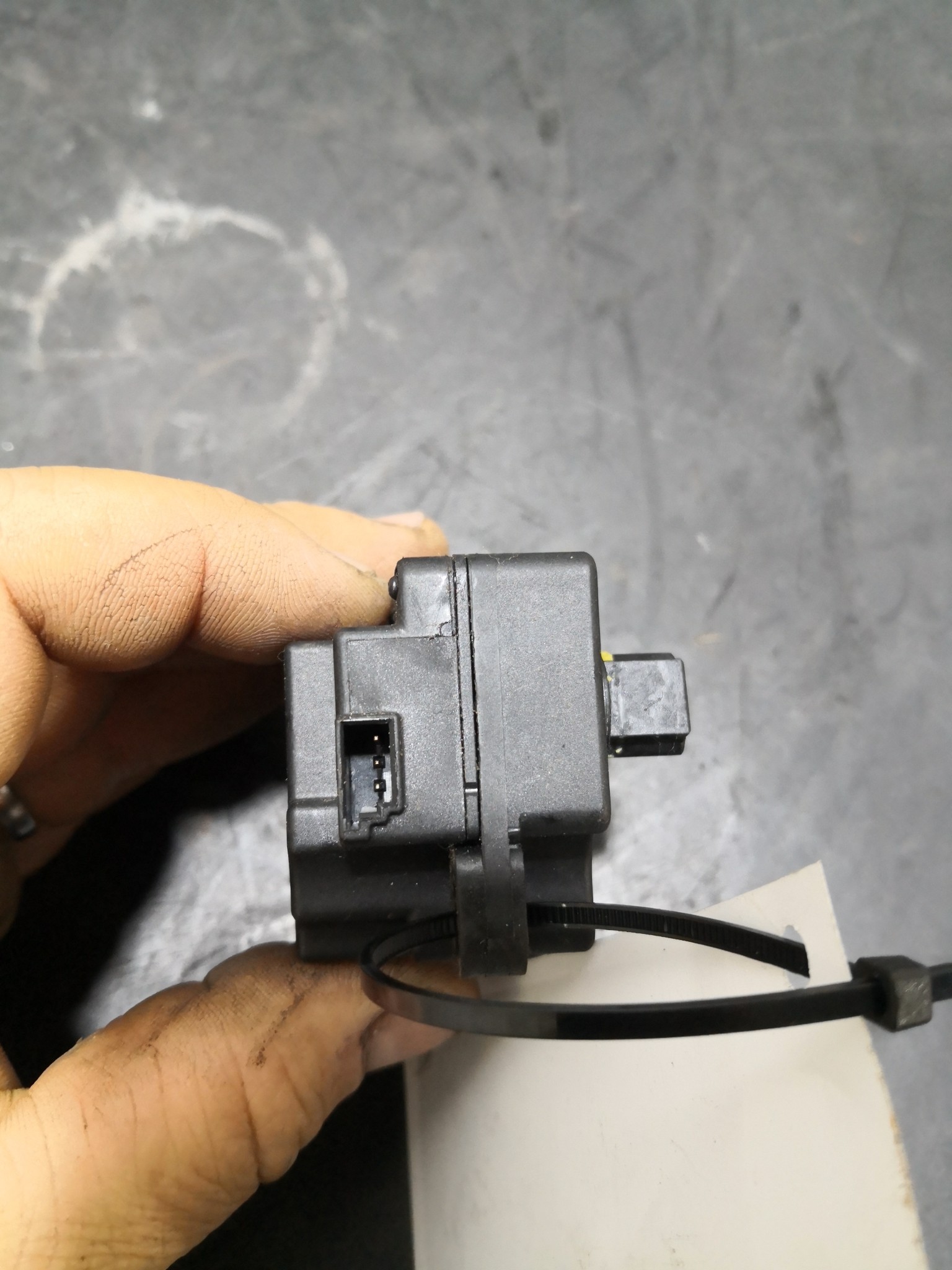 Motor de Comporta VOLVO V50 (545) | 03 - 12 Imagem-1