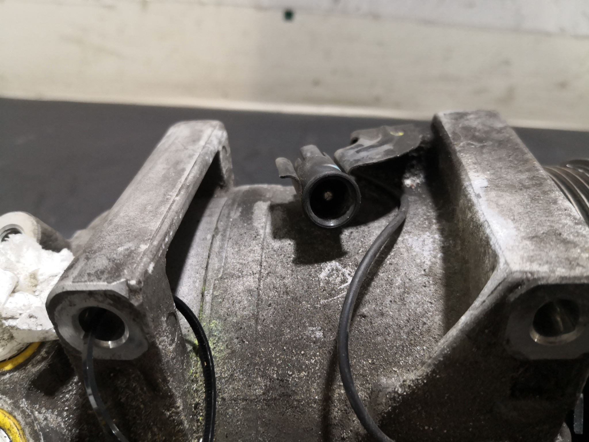 Compressor do Ar condicionado VOLVO V50 (545) | 03 - 12 Imagem-1