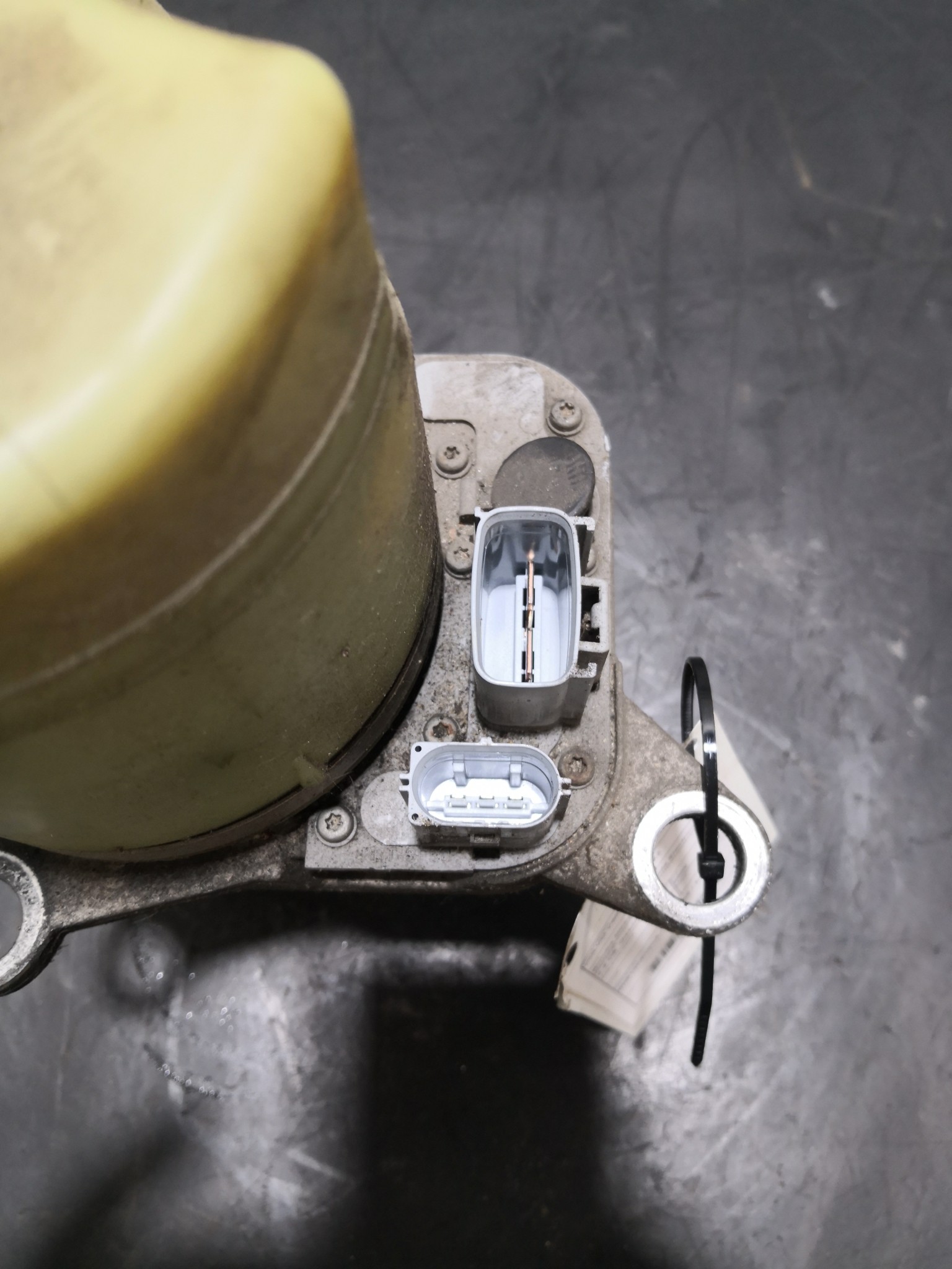 Bomba Direção Assistida Electrica VOLVO - ID S_103203