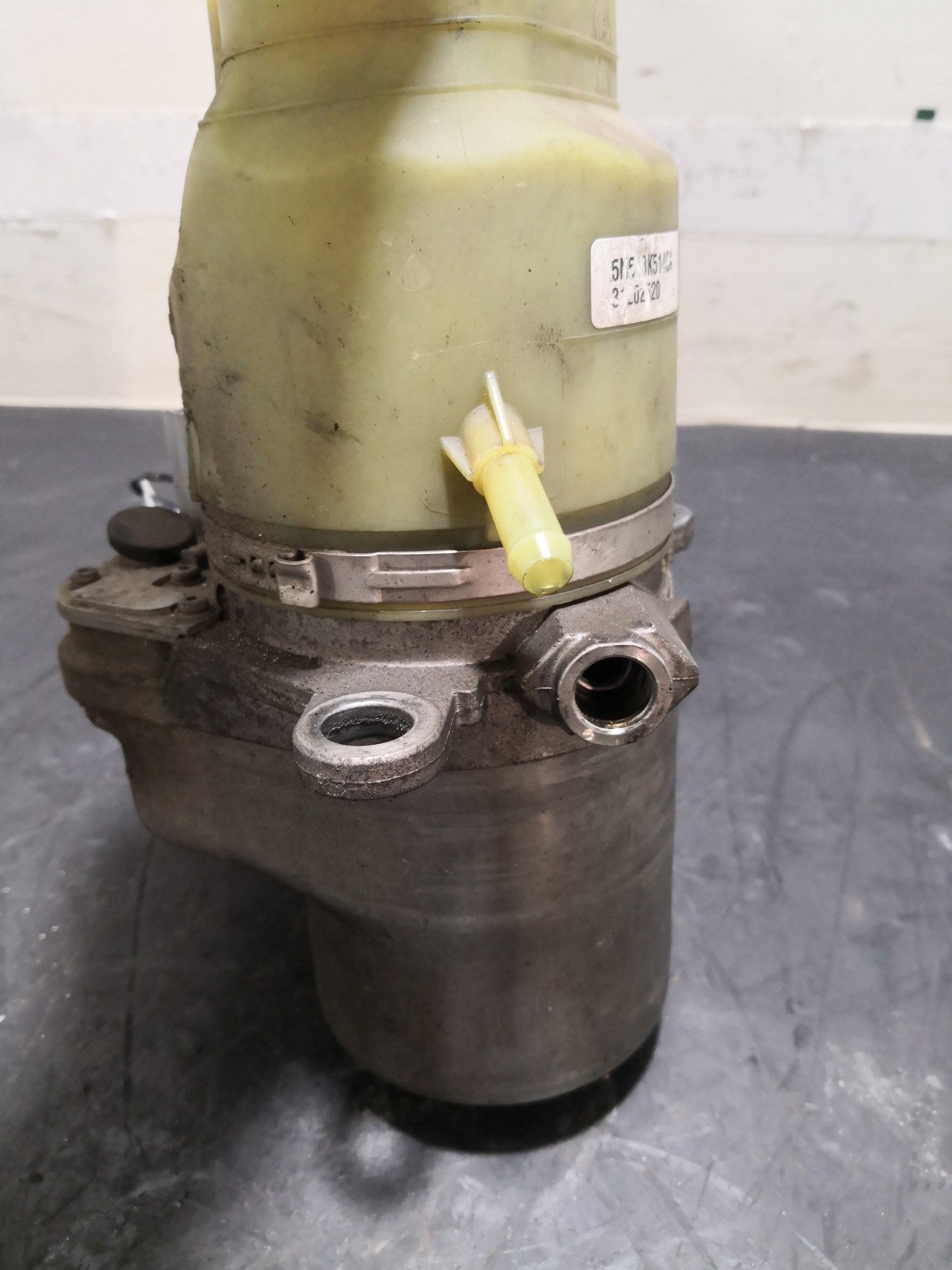 Bomba Direção Assistida Electrica VOLVO V50 (545) | 03 - 12 Imagem-3