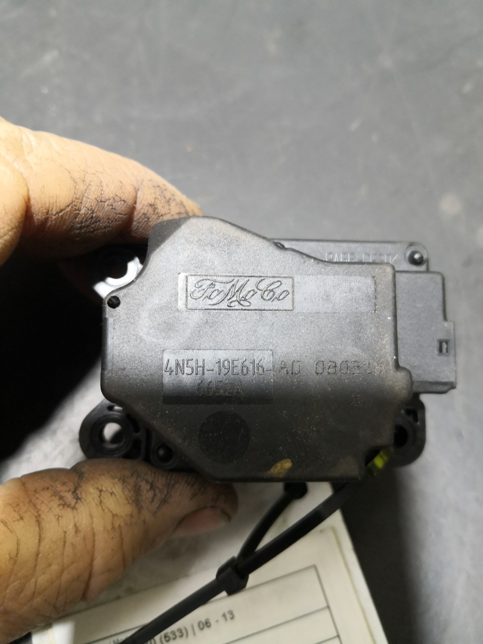 Motor de Comporta VOLVO C30 (533) | 06 - 13 Imagem-2