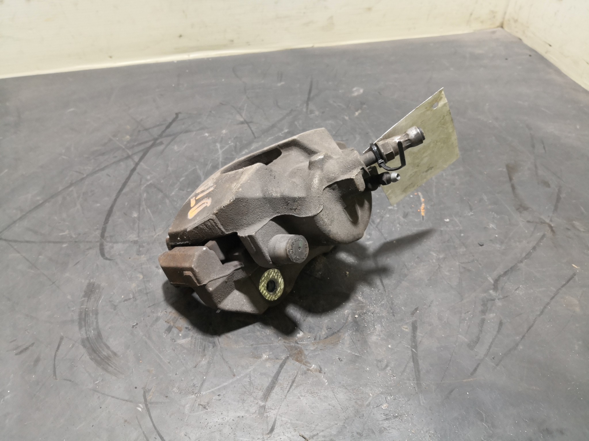 Pinça Frente Dto VOLVO C30 (533) | 06 - 13 Imagem-1